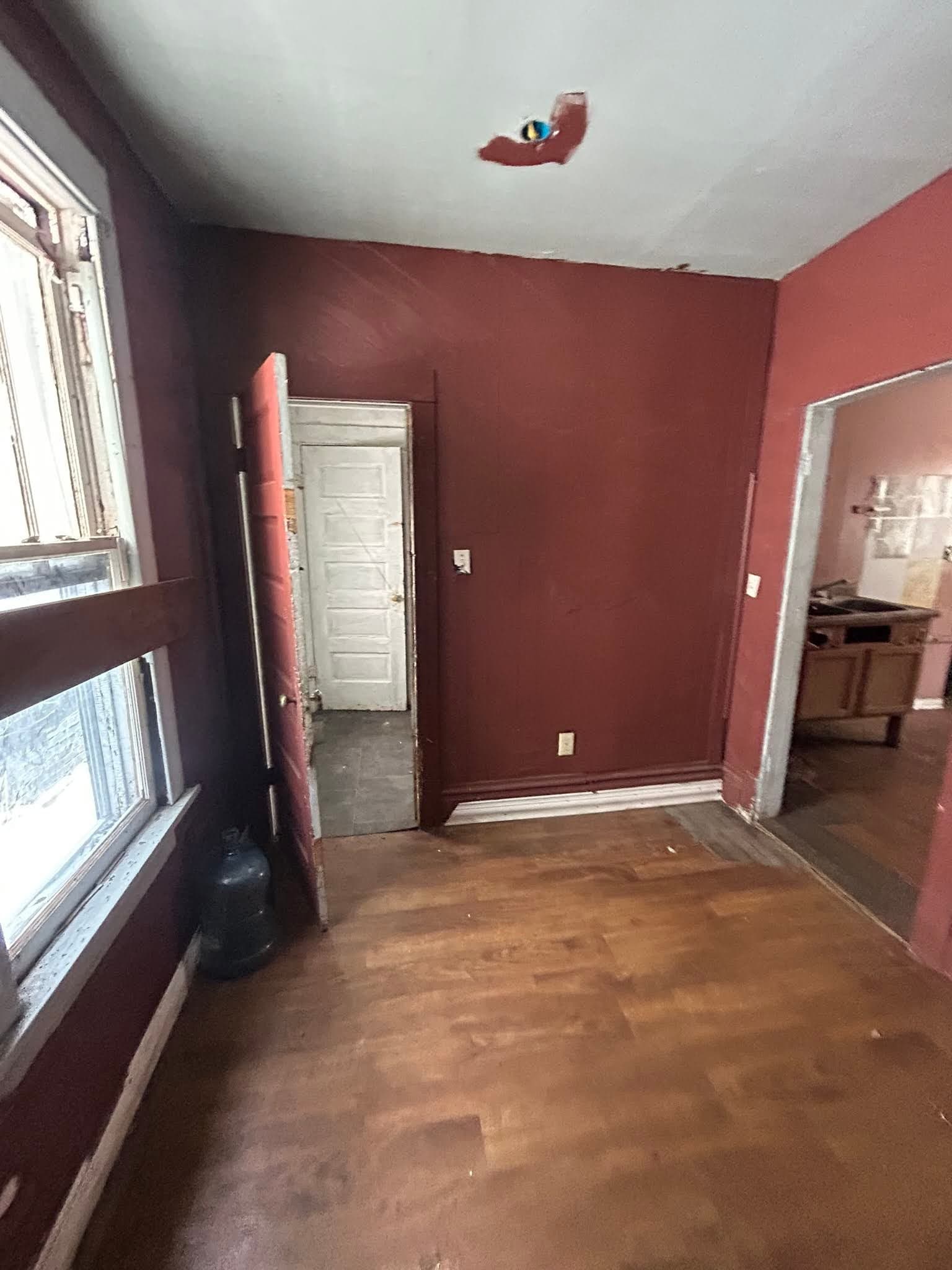 Peoria House: 1811 W Millman St