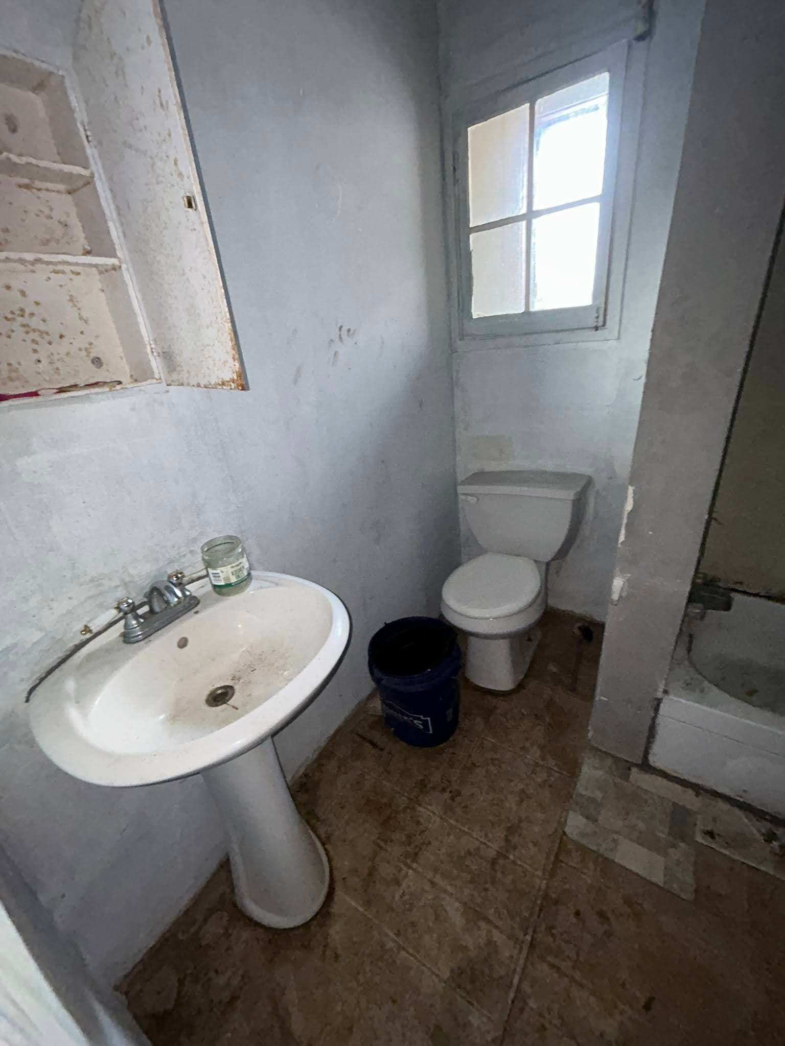Peoria House: 1811 W Millman St