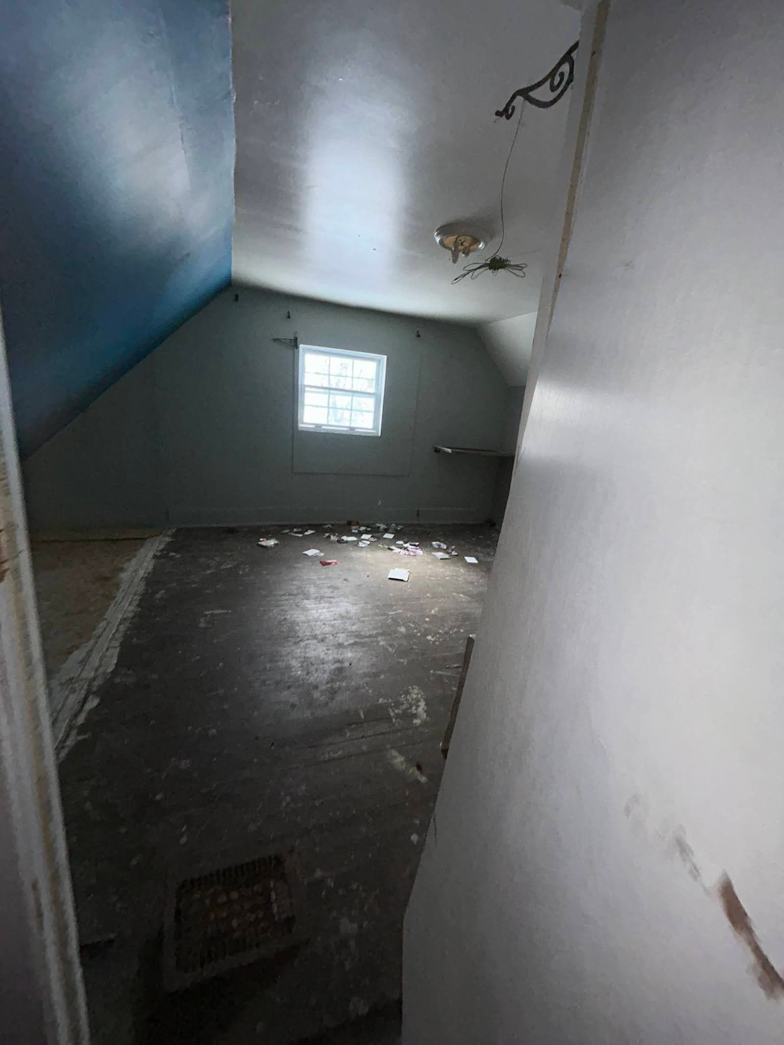Peoria House: 1811 W Millman St