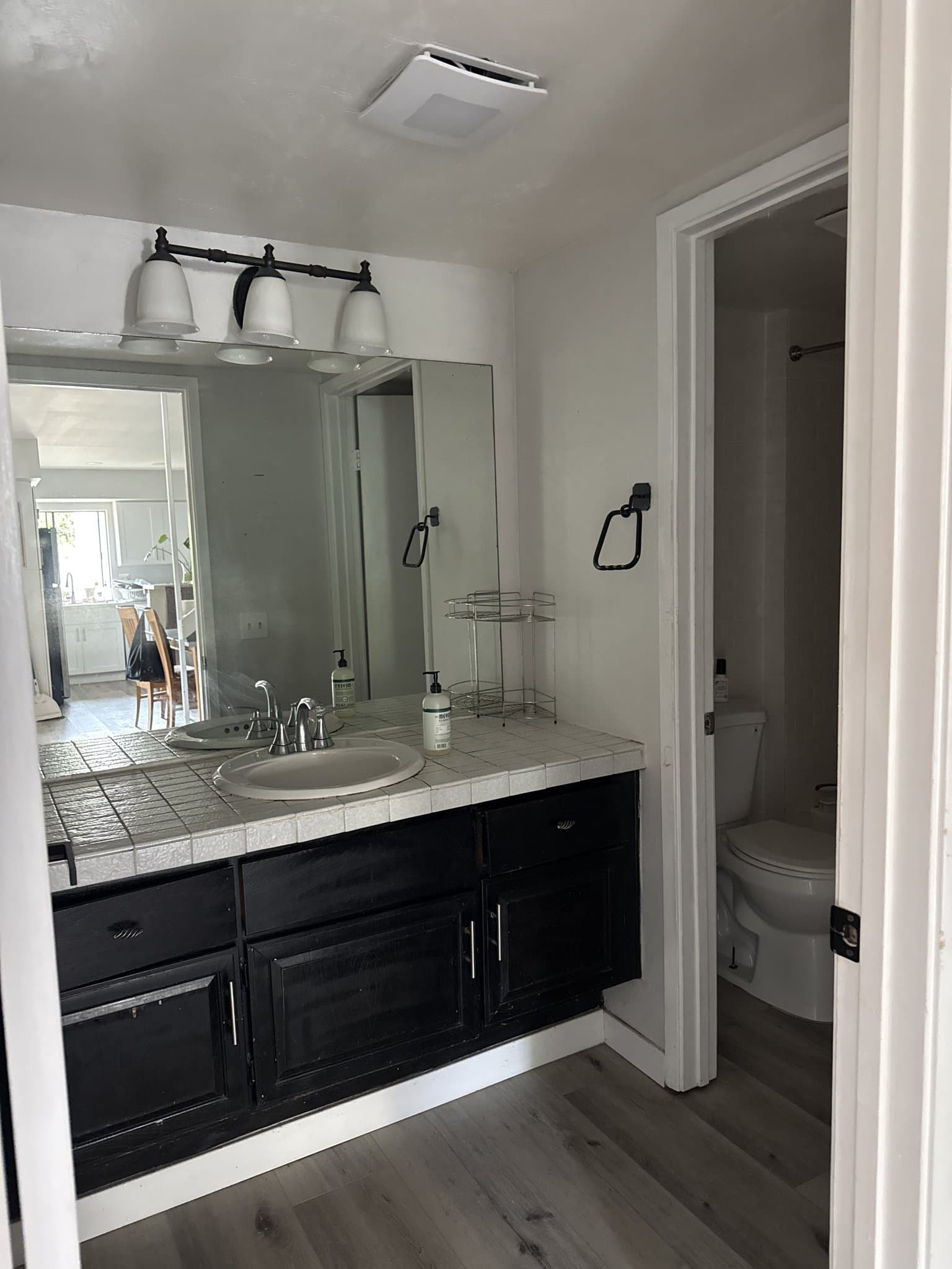 San Diego Townhome: 7924 Camino Tranquilo