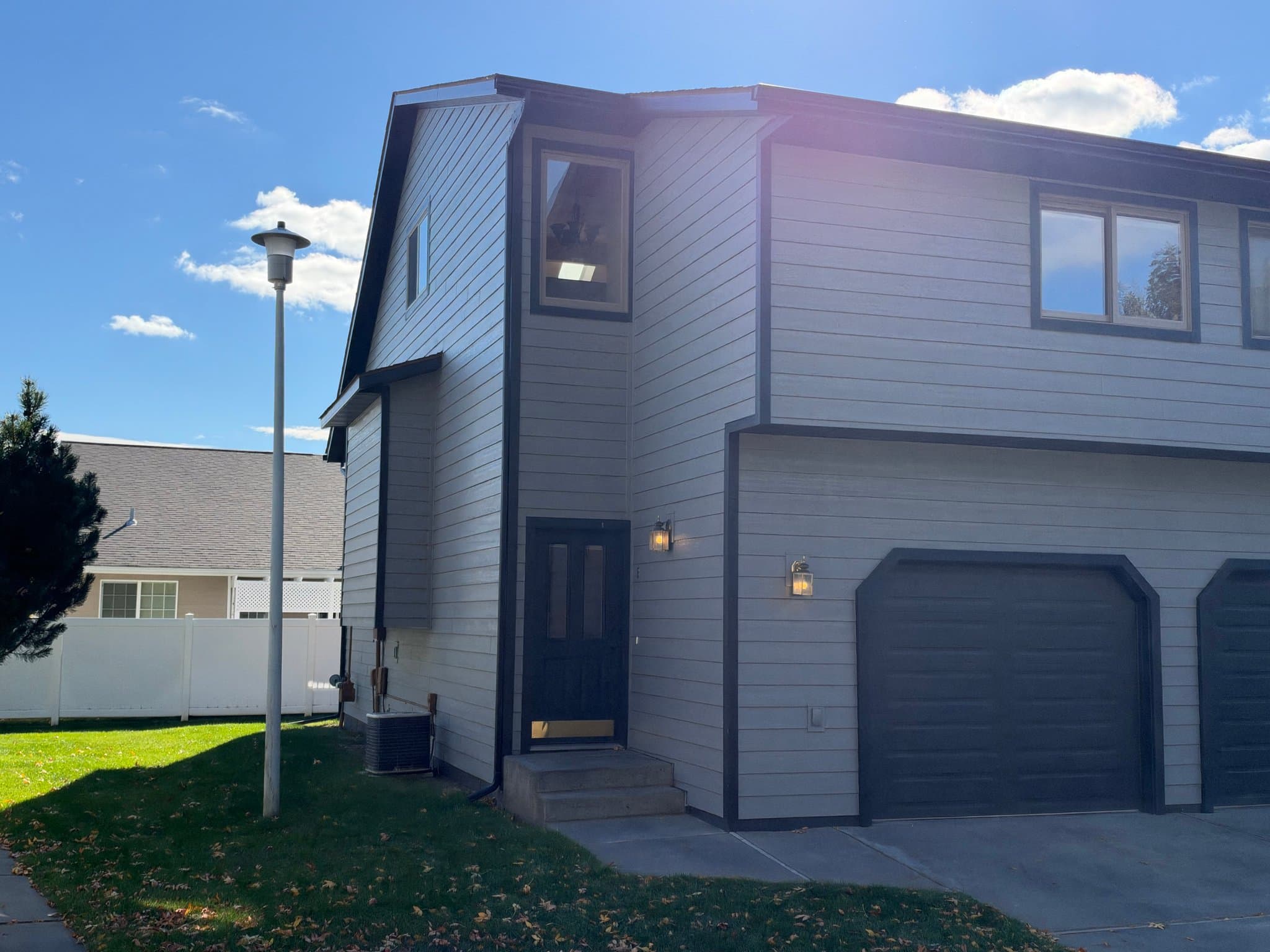 Billings Townhome: 3170 Solar Blvd