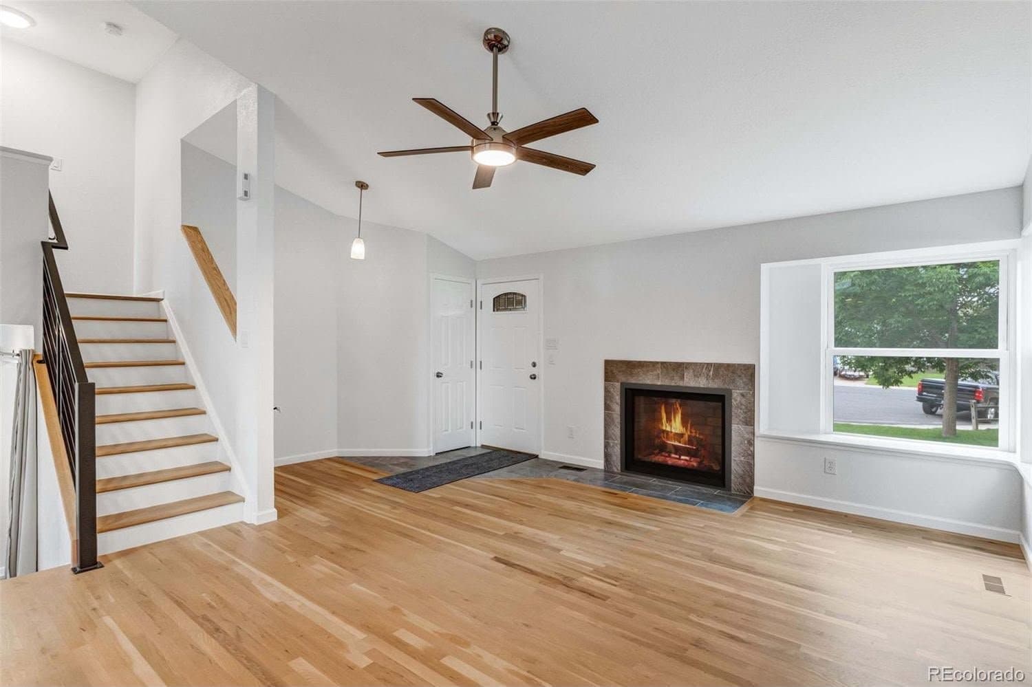 Thornton House: 5101 E 122nd Cir