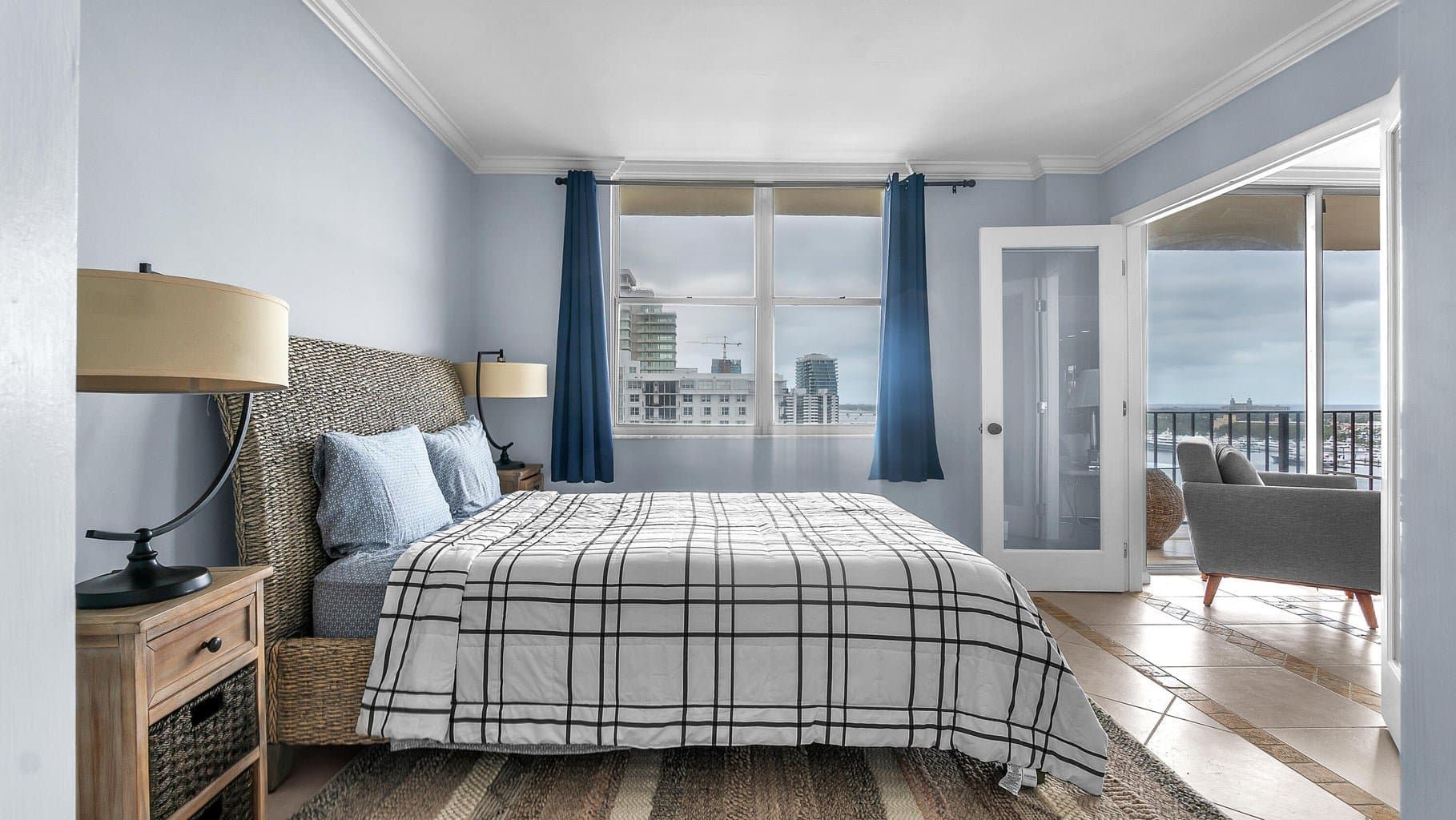 West Palm Beach Condo: 1801 S Flagler Dr
