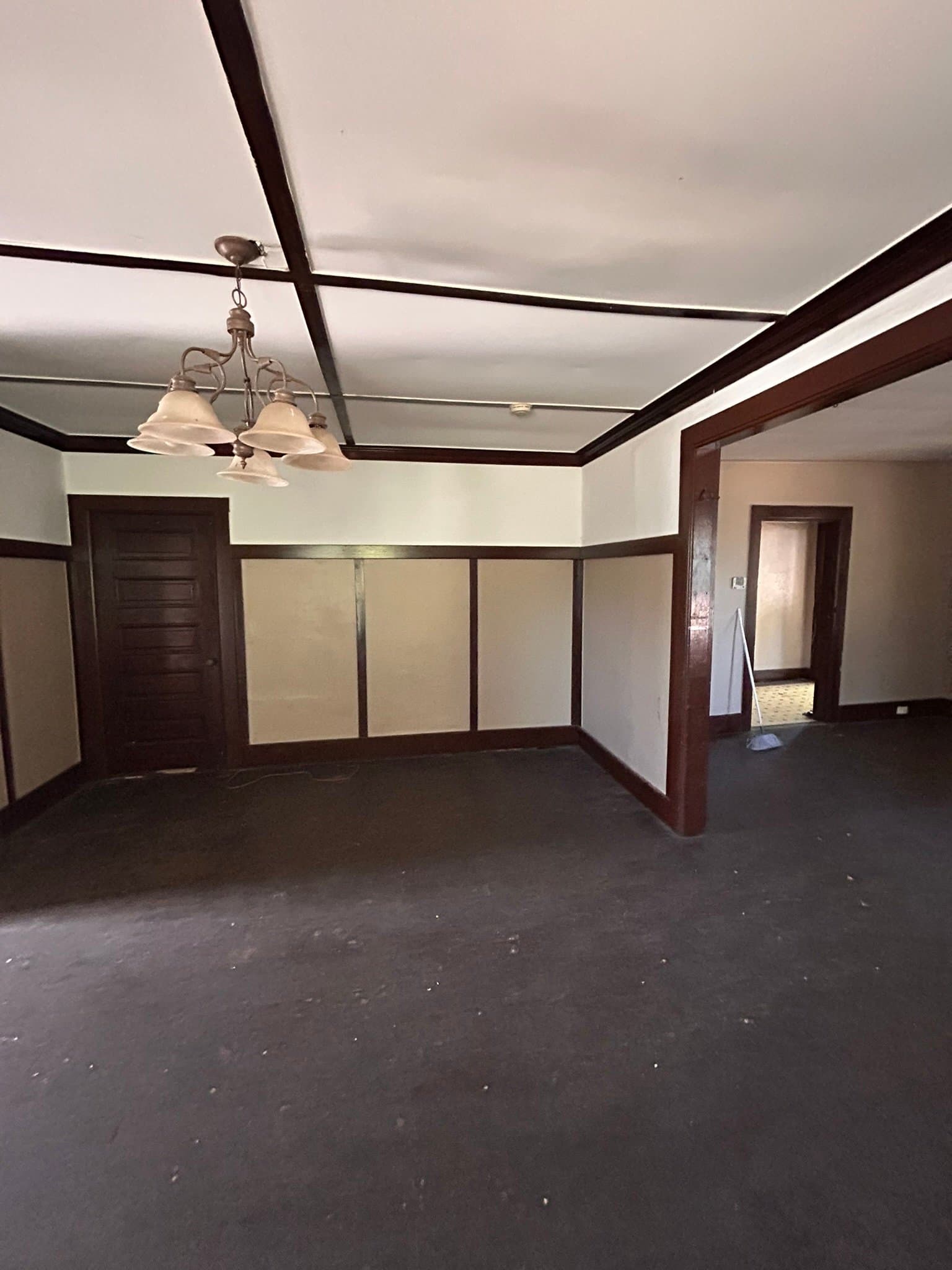 Saint Louis House: 5341 Goodfellow Blvd