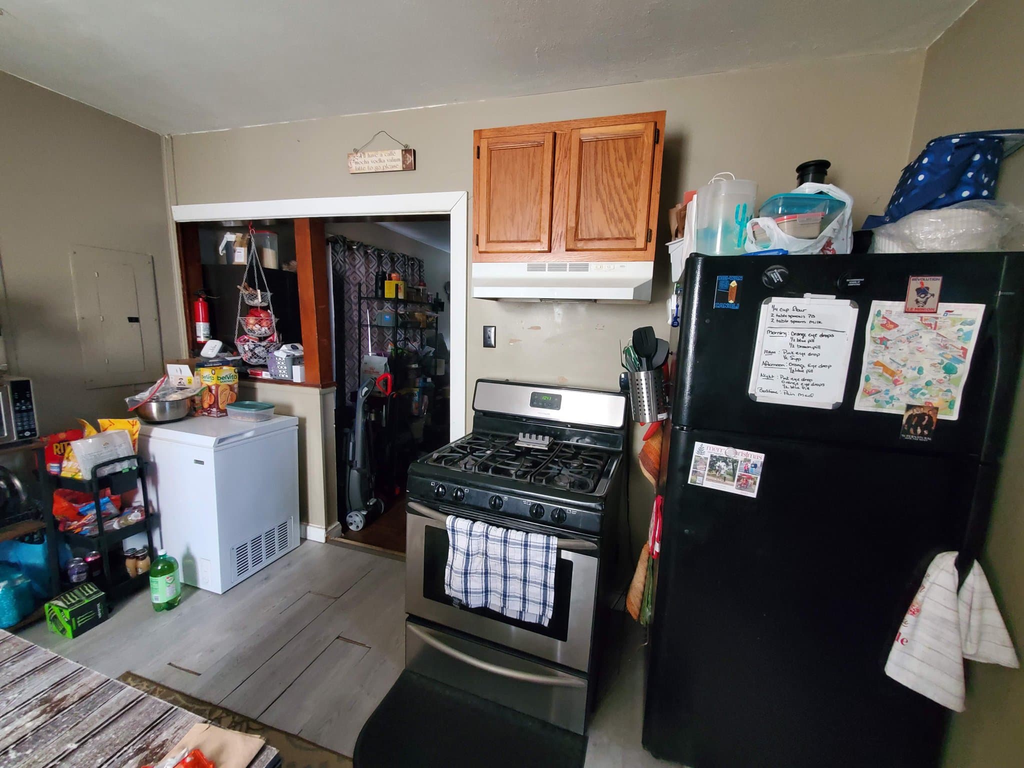 Carbondale House: 303 W Sycamore St