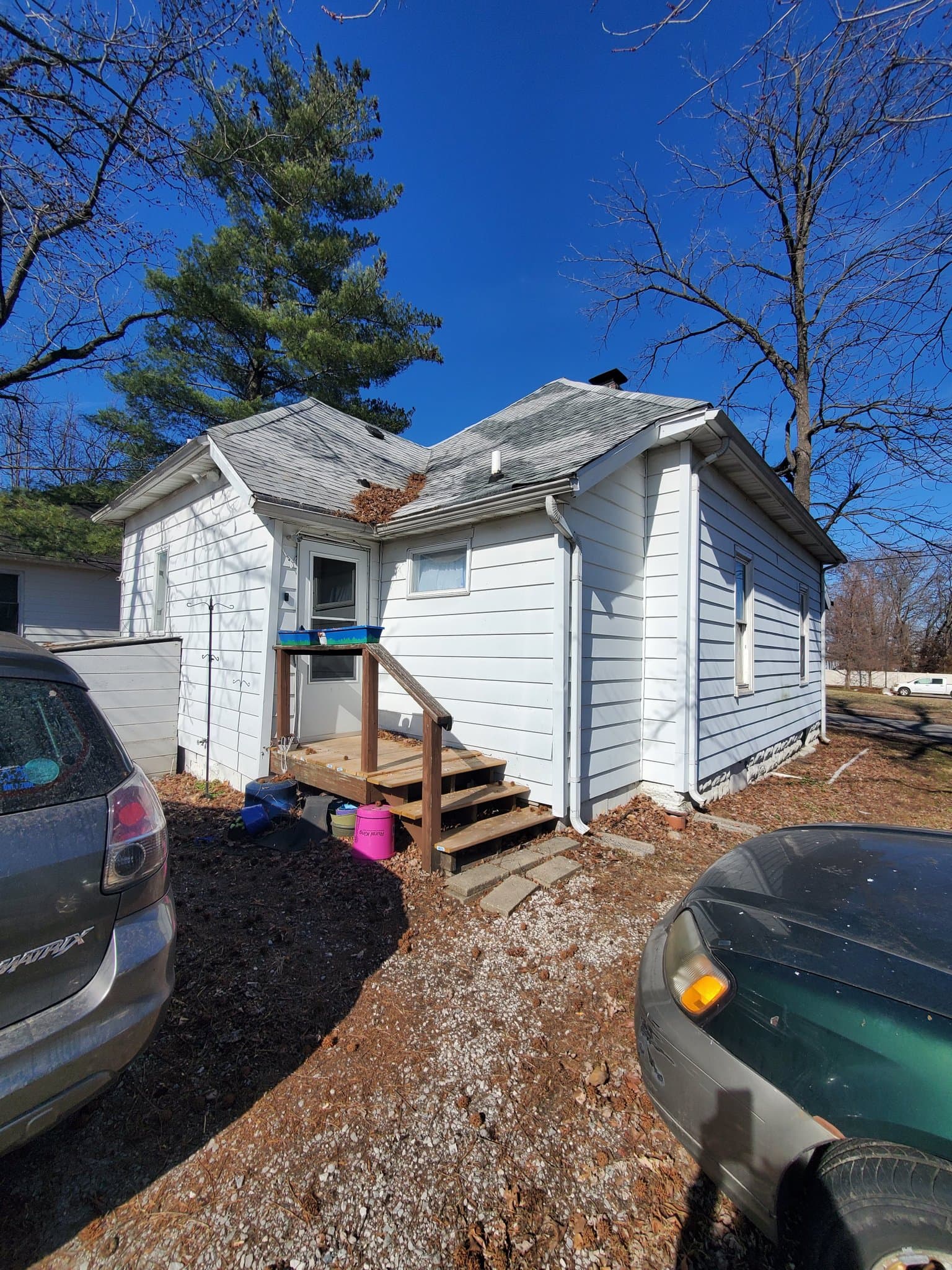 Carbondale House: 303 W Sycamore St