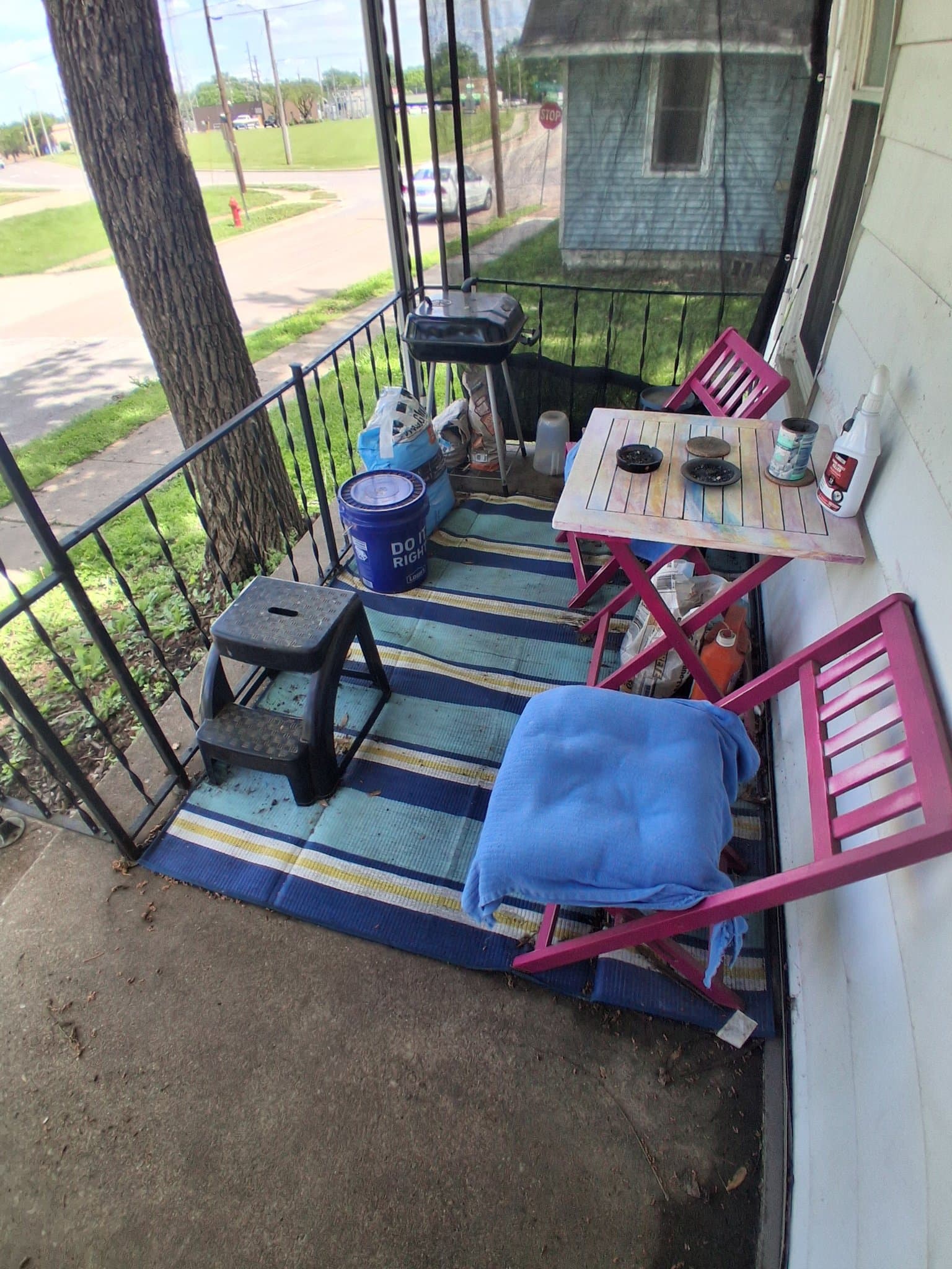 Carbondale House: 303 W Sycamore St