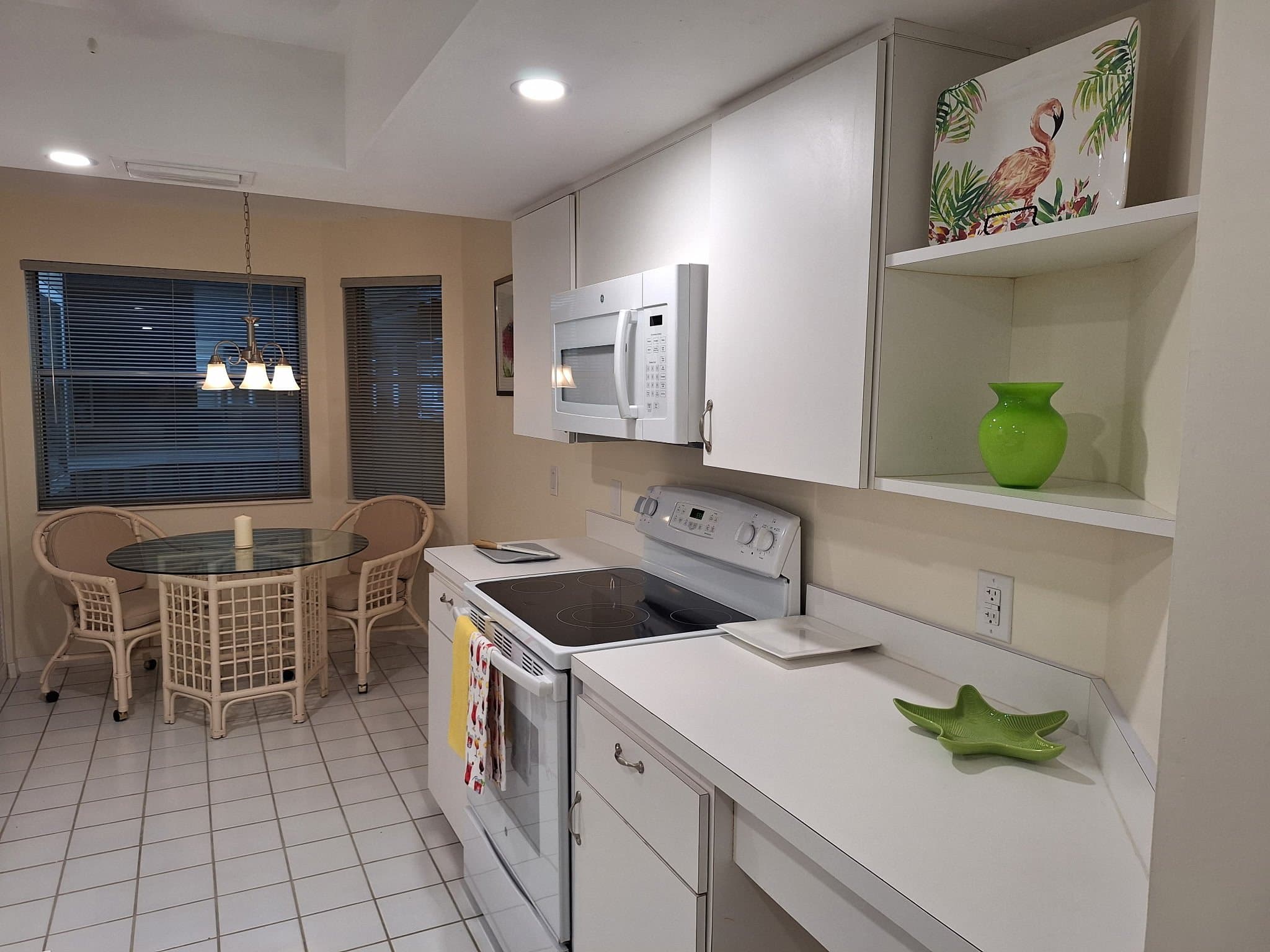 Naples Condo: 660 Wiggins Bay Dr