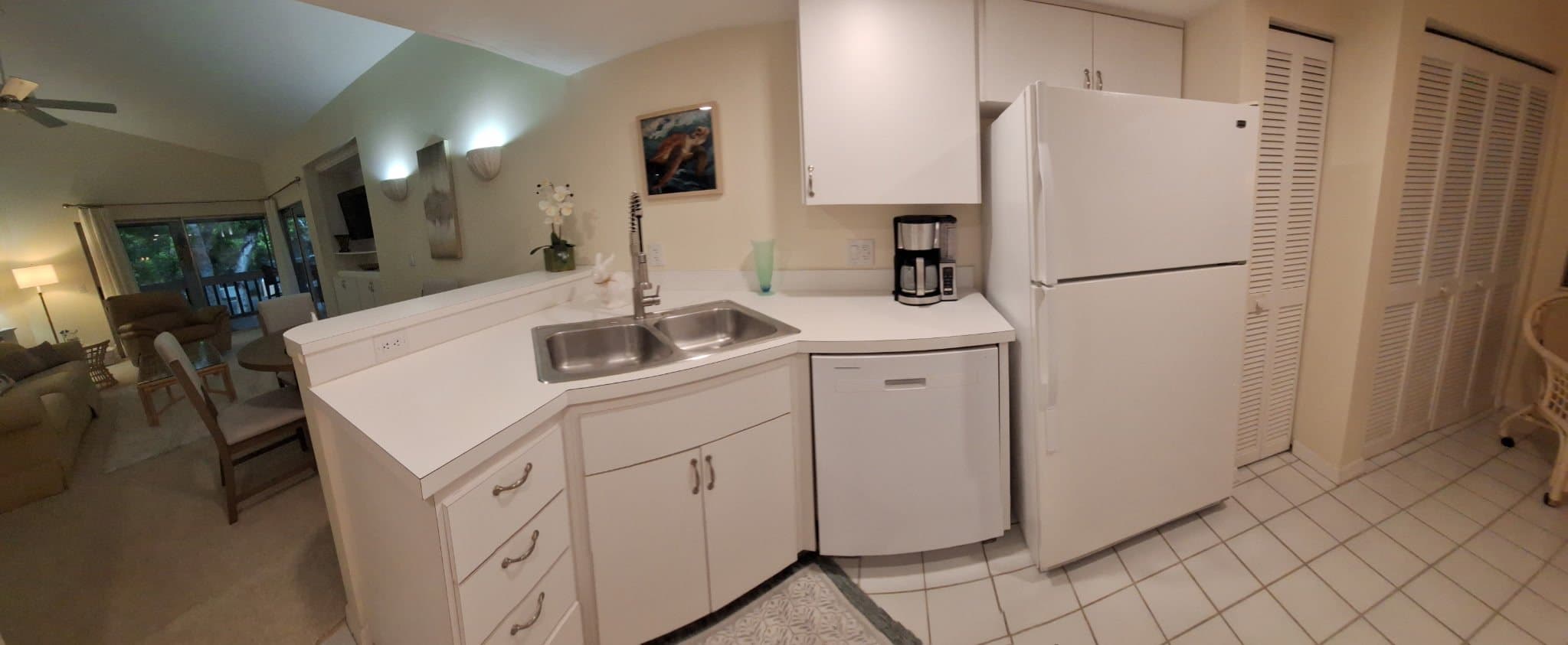 Naples Condo: 660 Wiggins Bay Dr