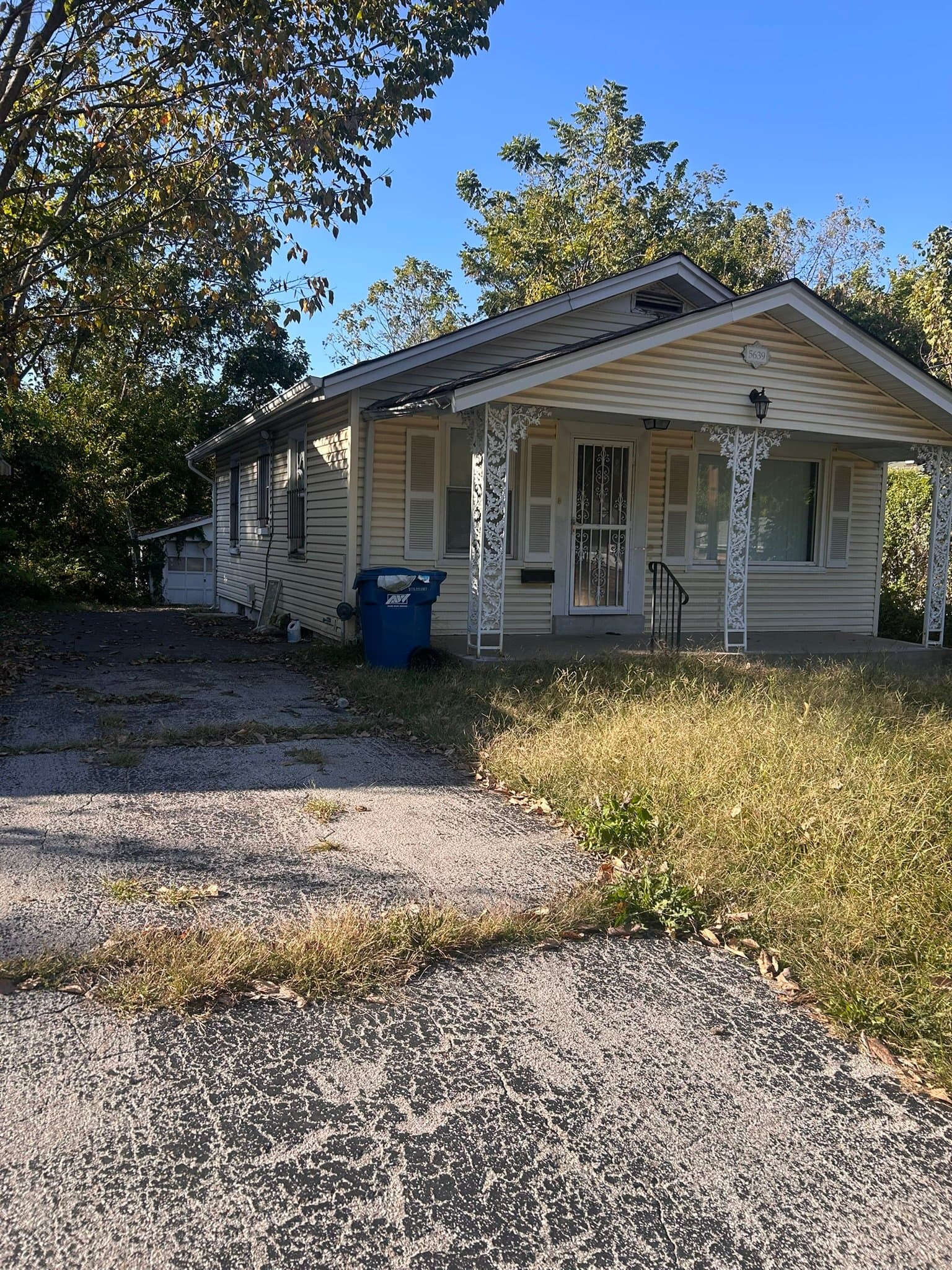 Saint Louis House: 5639 Wilborn Dr