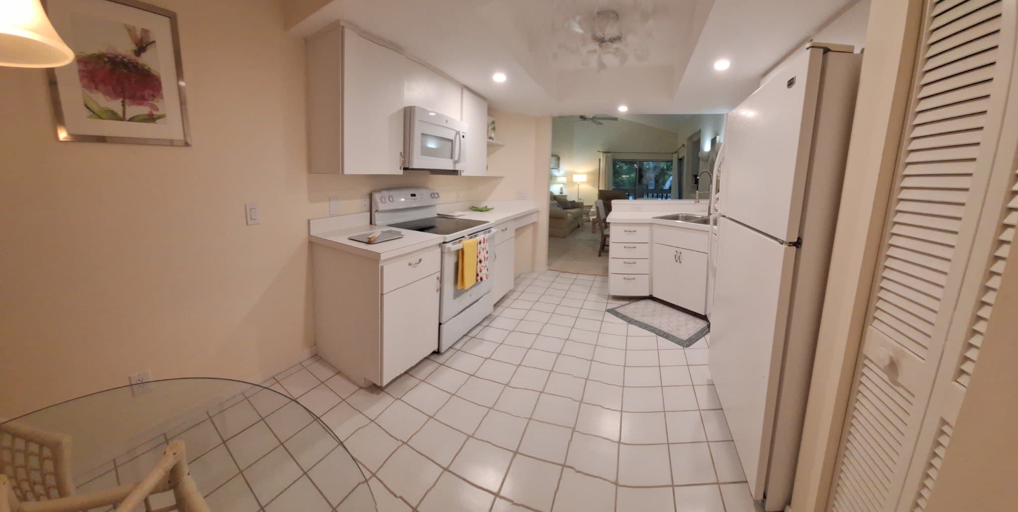 Naples Condo: 660 Wiggins Bay Dr