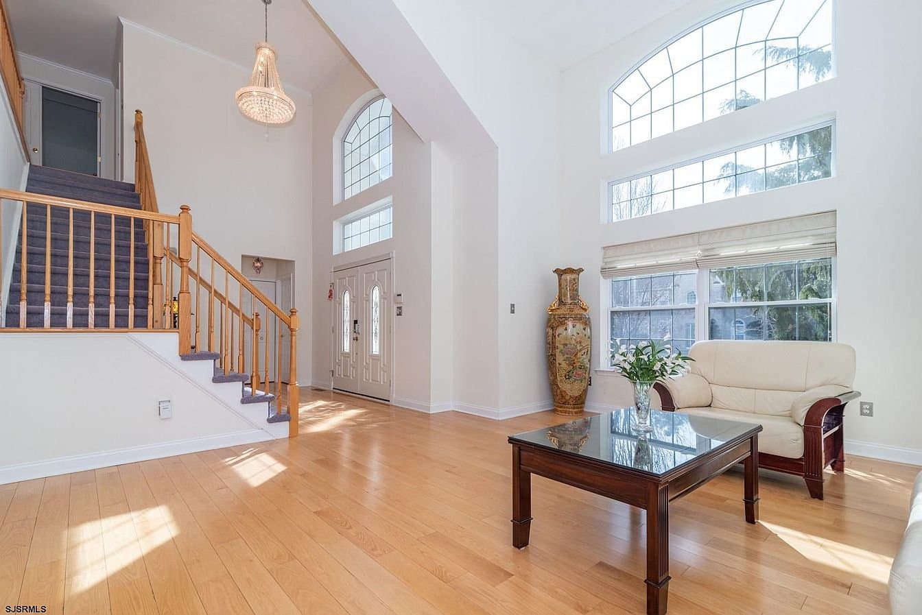 Egg Harbor Township House: 30 Daisy Dr