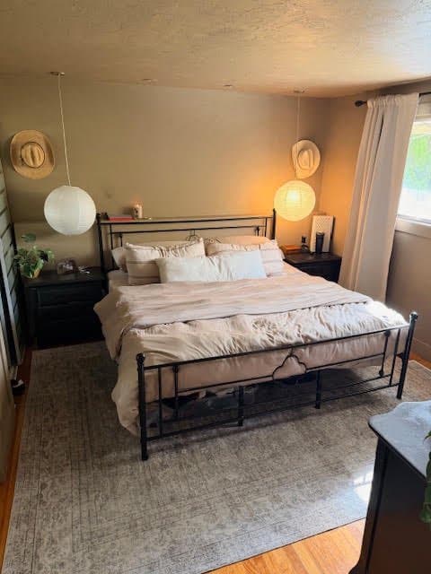 Alpine House: 1000 E Oak Hill Dr