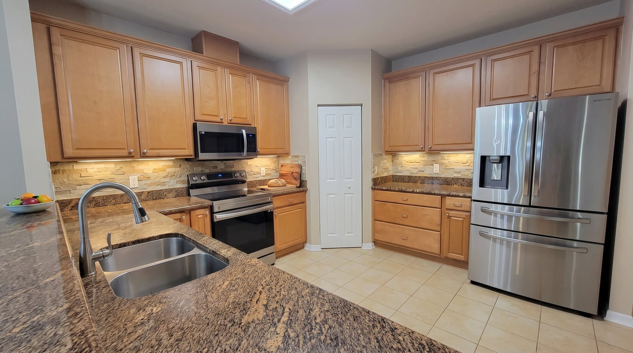 Gainesville House: 9964 NW 22nd Rd