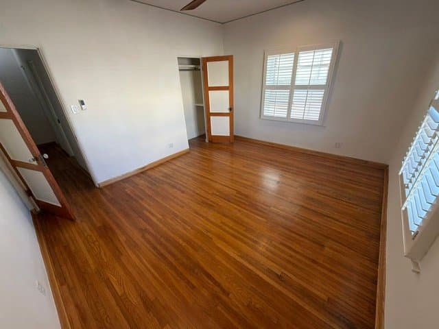 Los Angeles Apartment: 454 N Ogden Dr