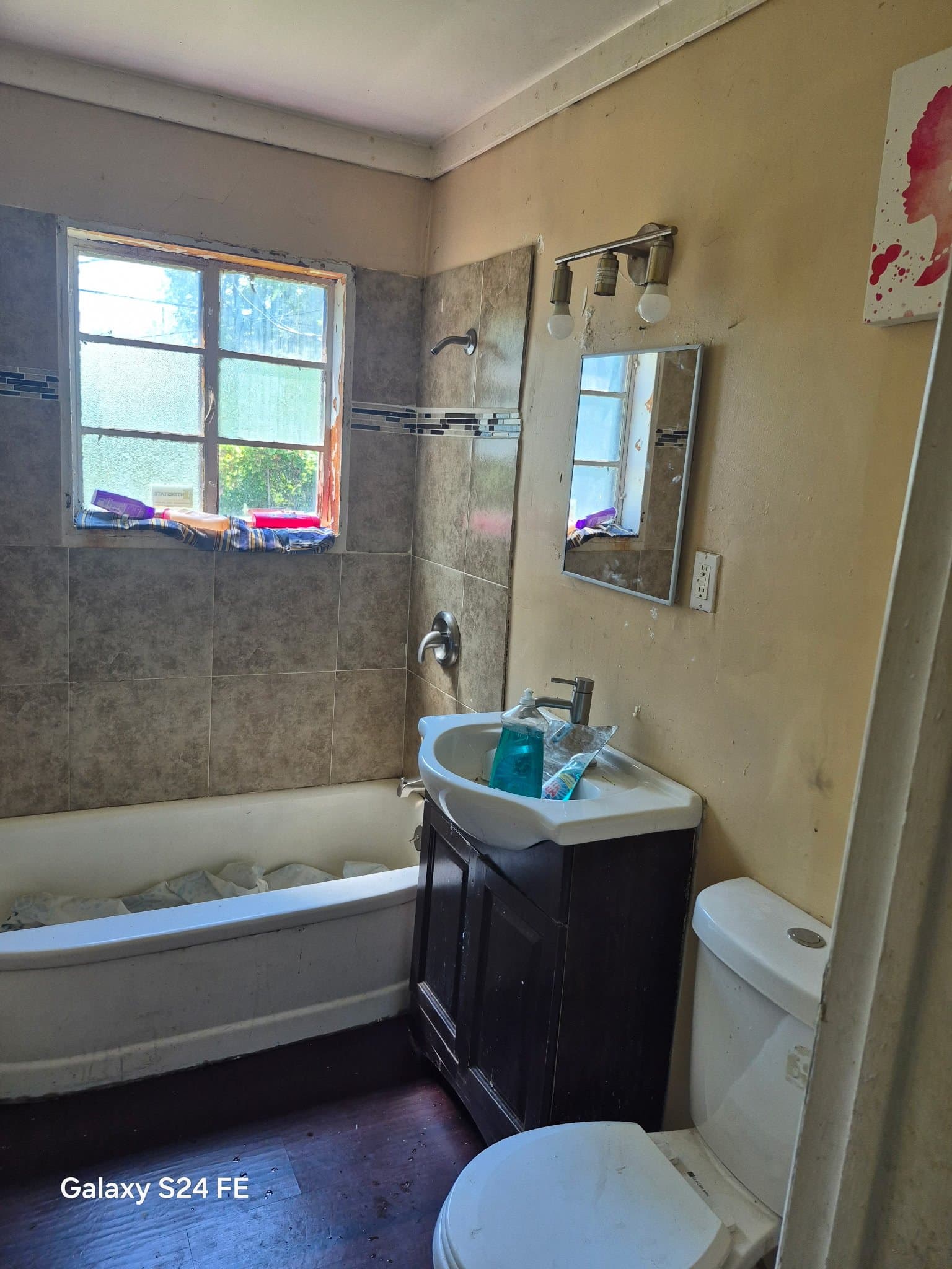 Detroit House: 18465 Caldwell St