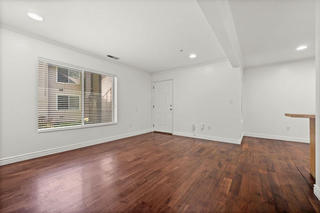 Provo Condo: 857 W Columbia Ln