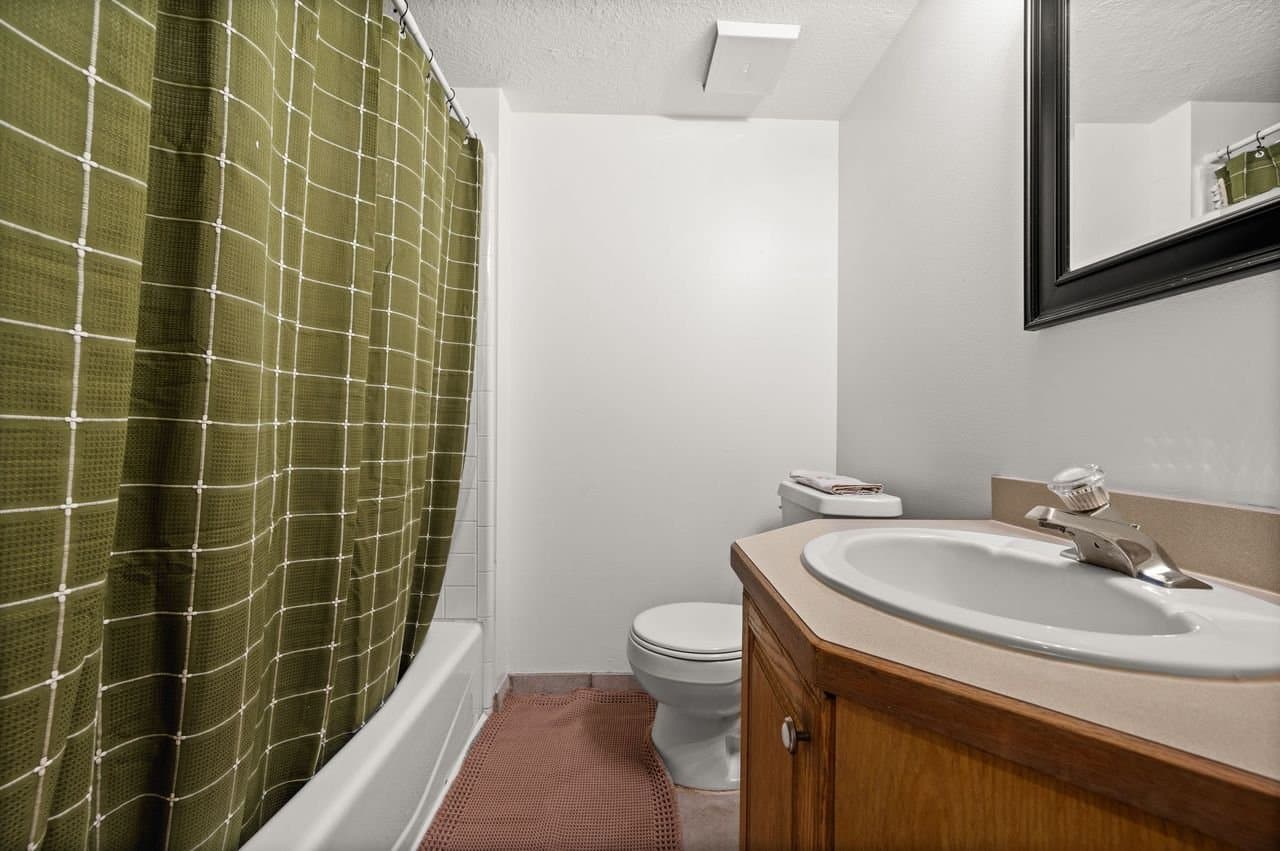 Provo Condo: 857 W Columbia Ln