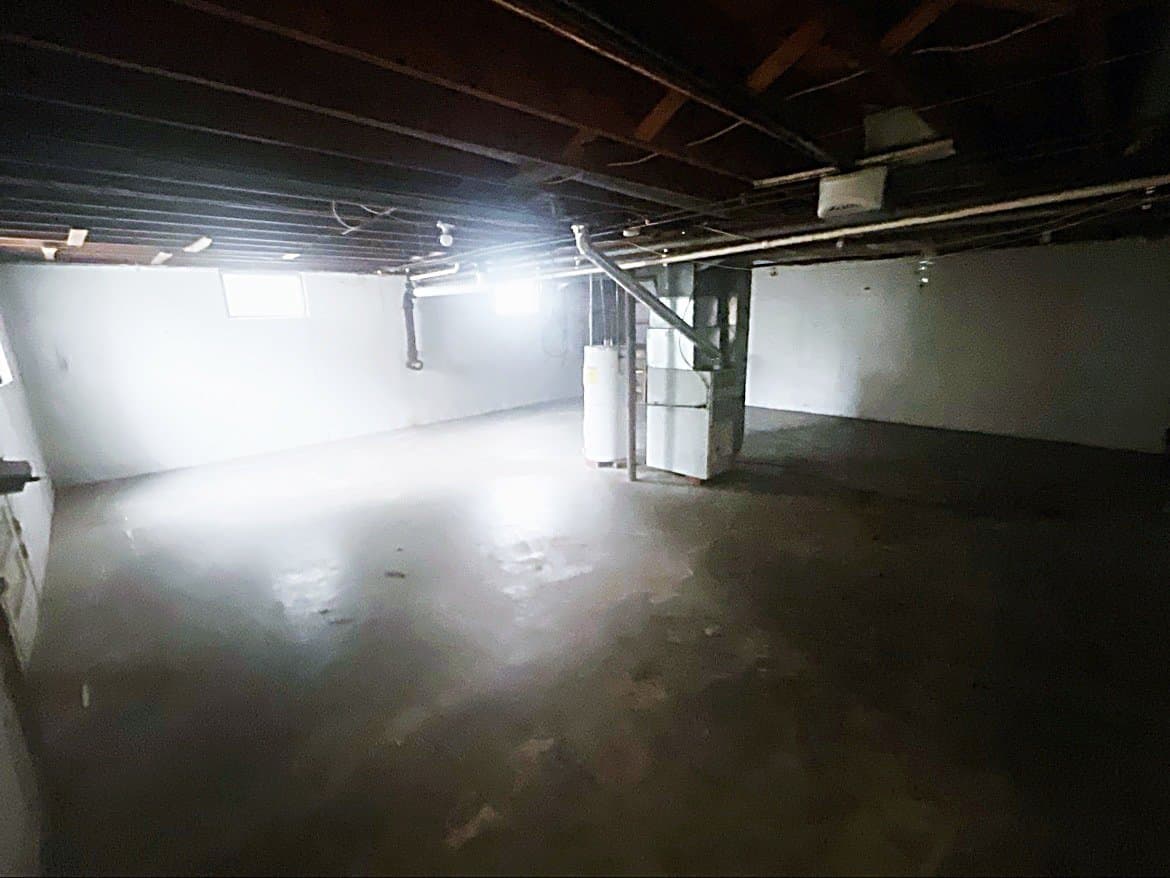 Buckner Multiplex: 304 Hazel St