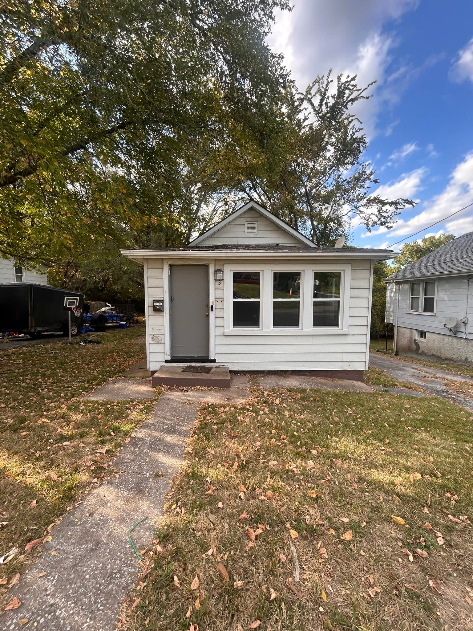 Decatur House: 1344 E Condit St