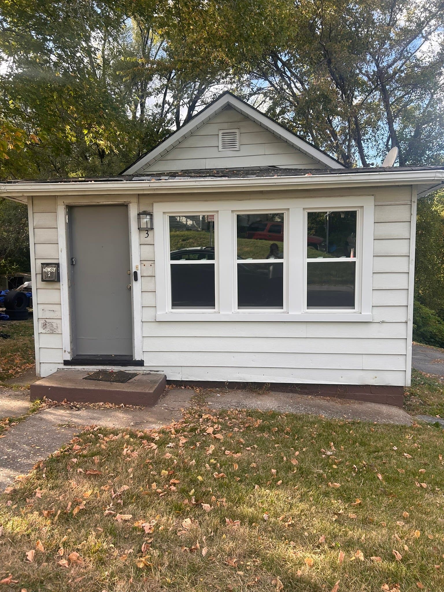 Decatur House: 1344 E Condit St