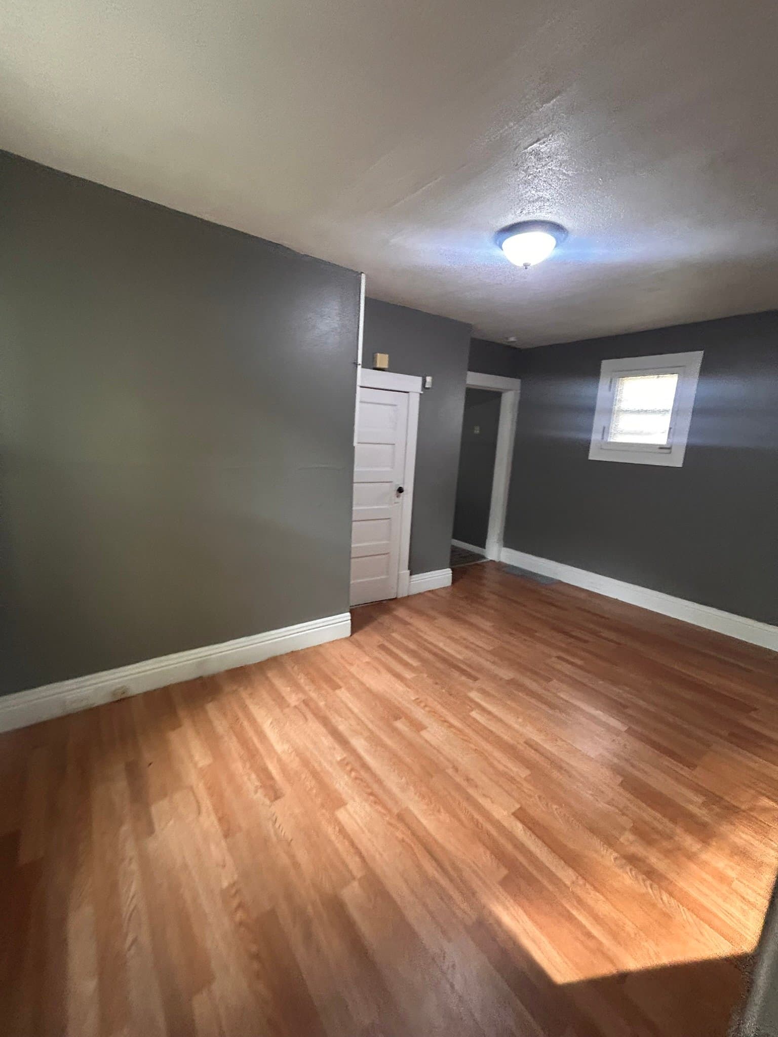 Decatur House: 1344 E Condit St