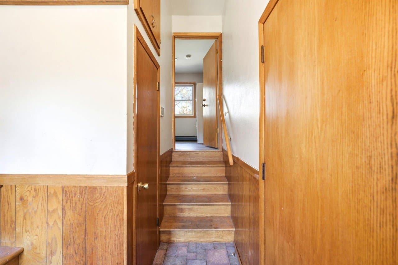 Saint Paul House: 182 Faye Street