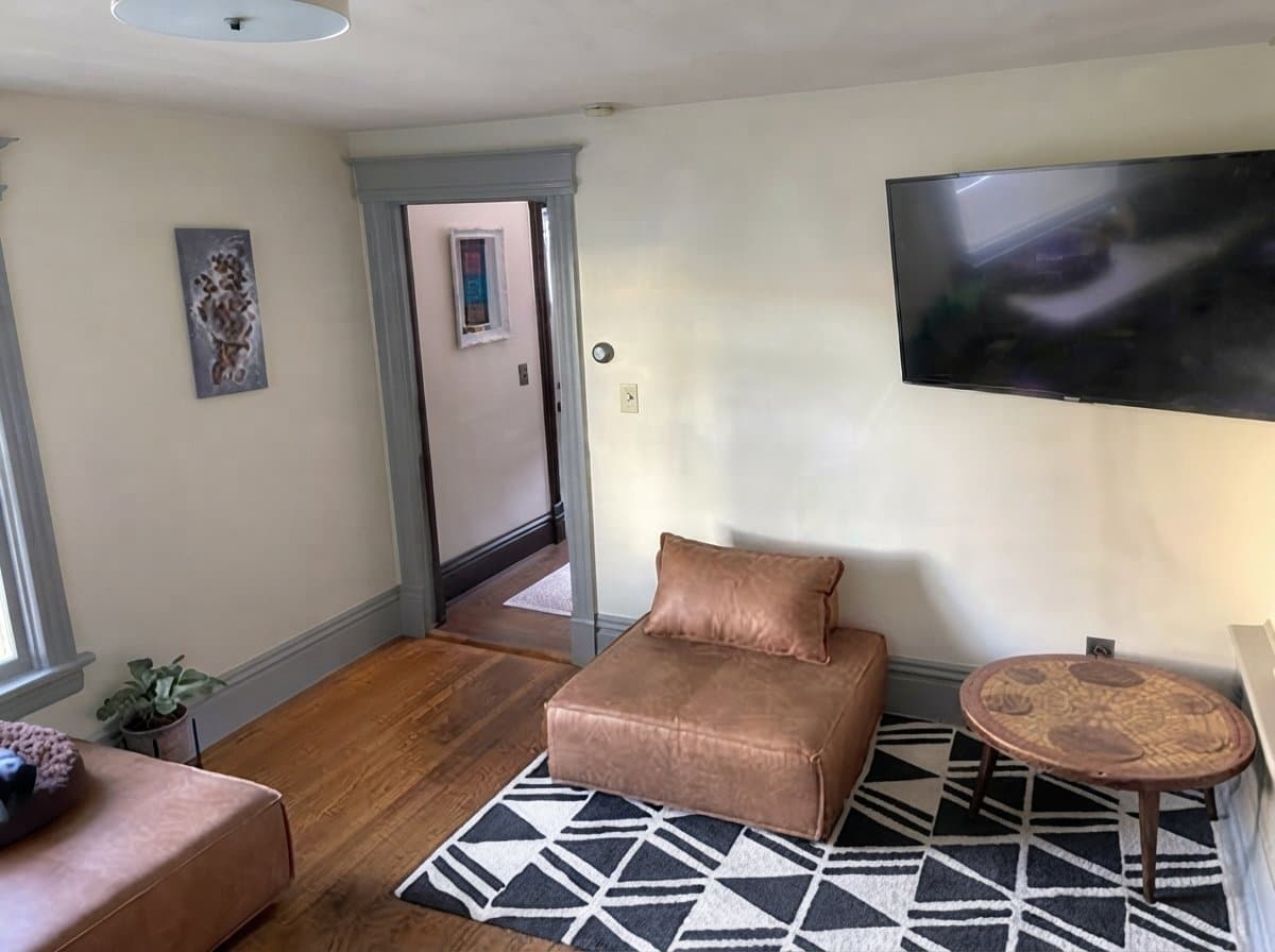 Madison House: 1502 Williamson St