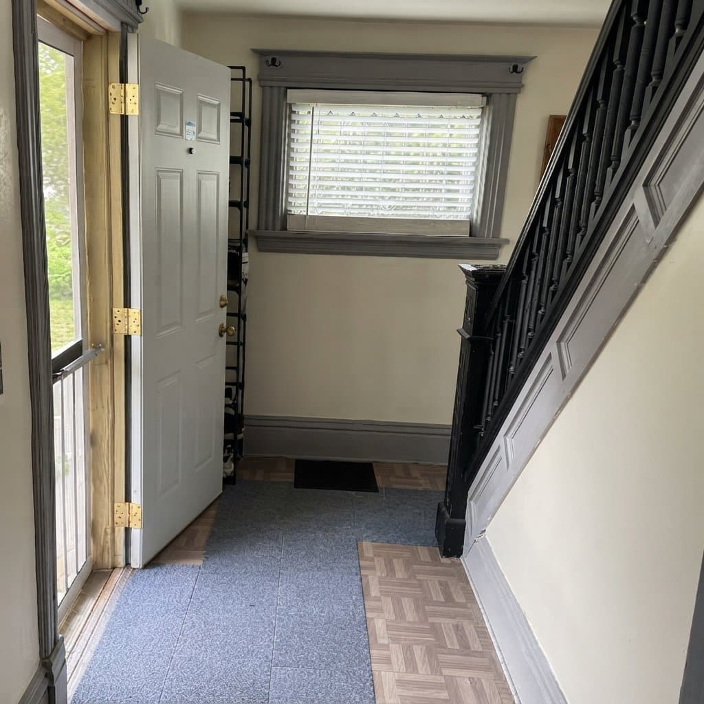 Madison House: 1502 Williamson St