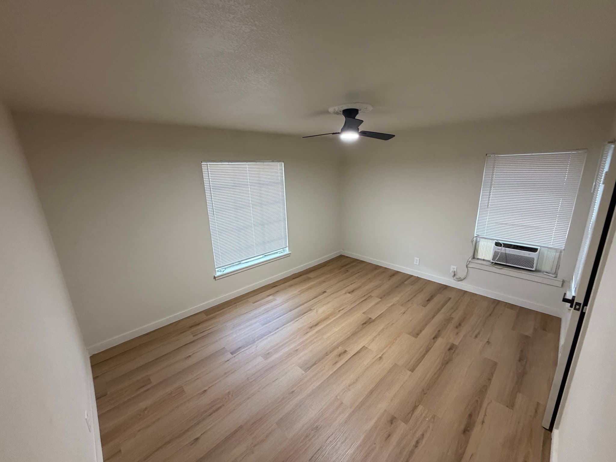 San Antonio House: 510 Sumner Dr