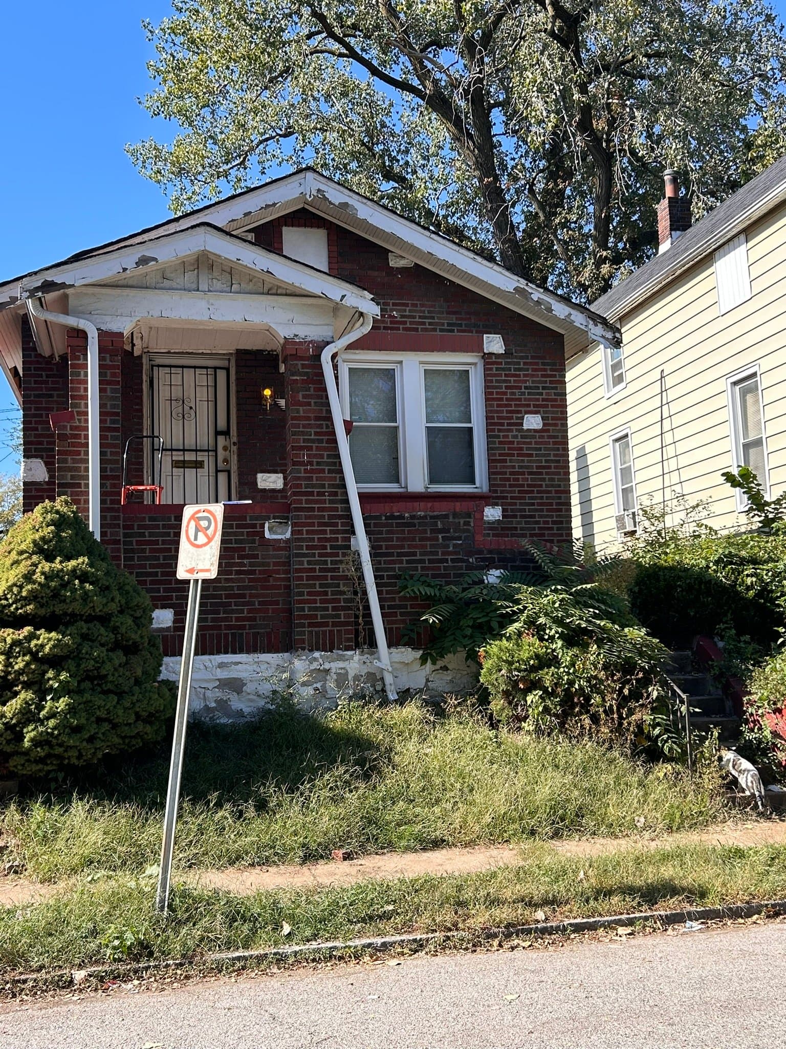 Saint Louis House: 4121 Clara Pl