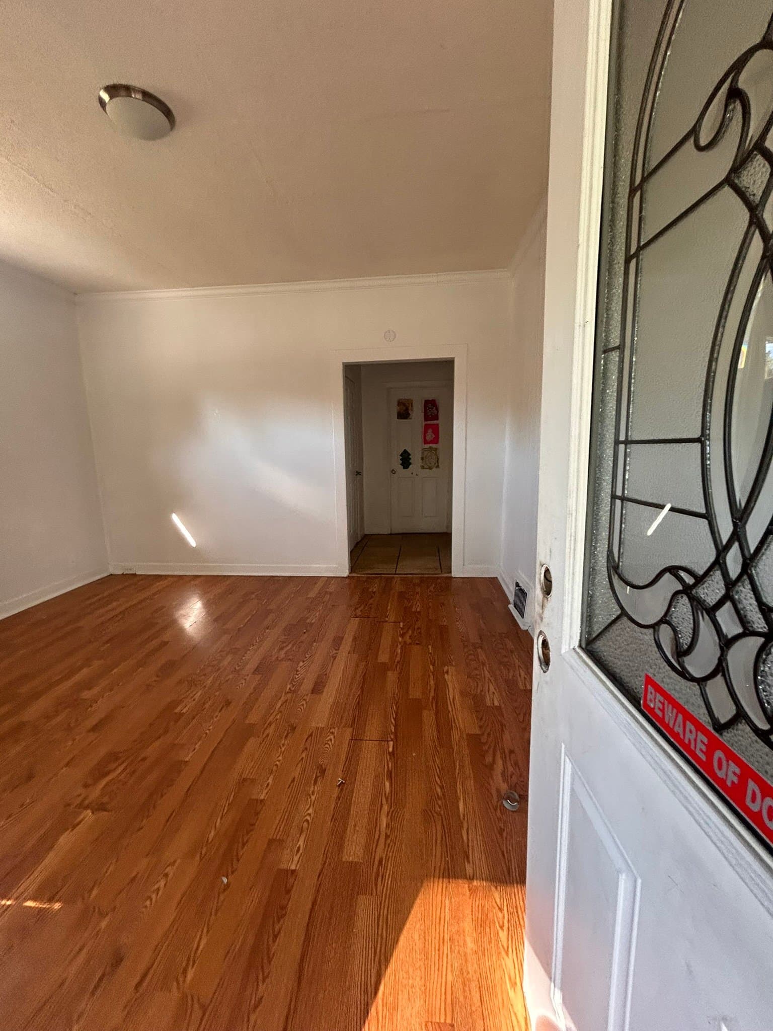 St.Louis House: 6211 Reichmann Ave