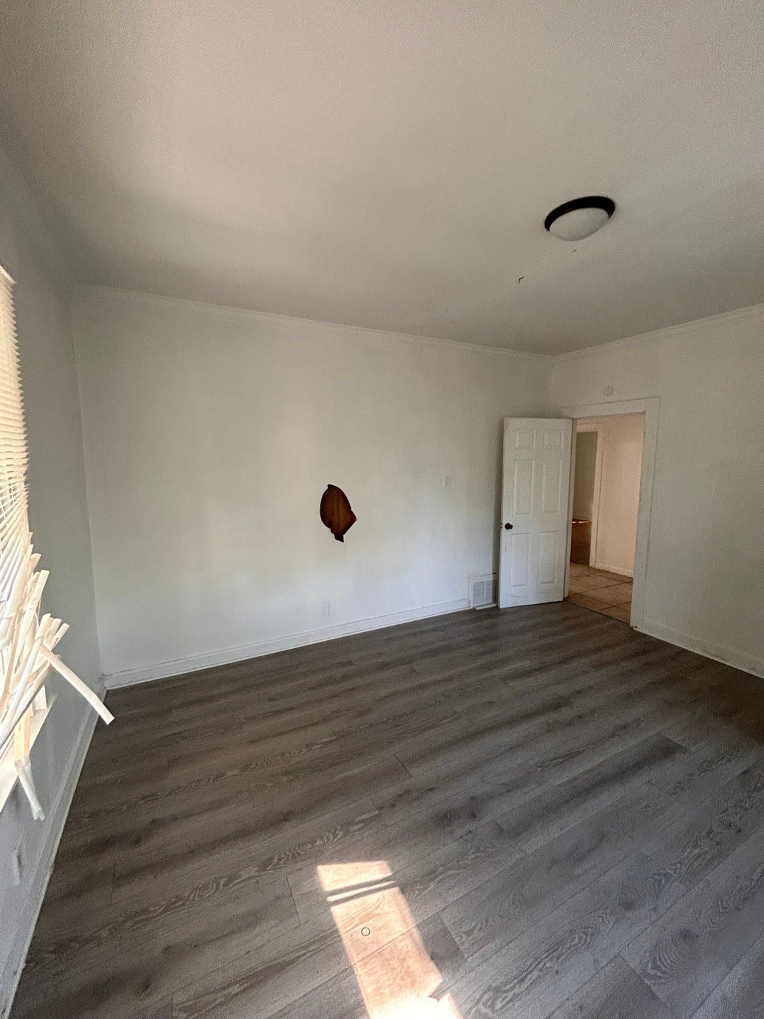 St.Louis House: 6211 Reichmann Ave