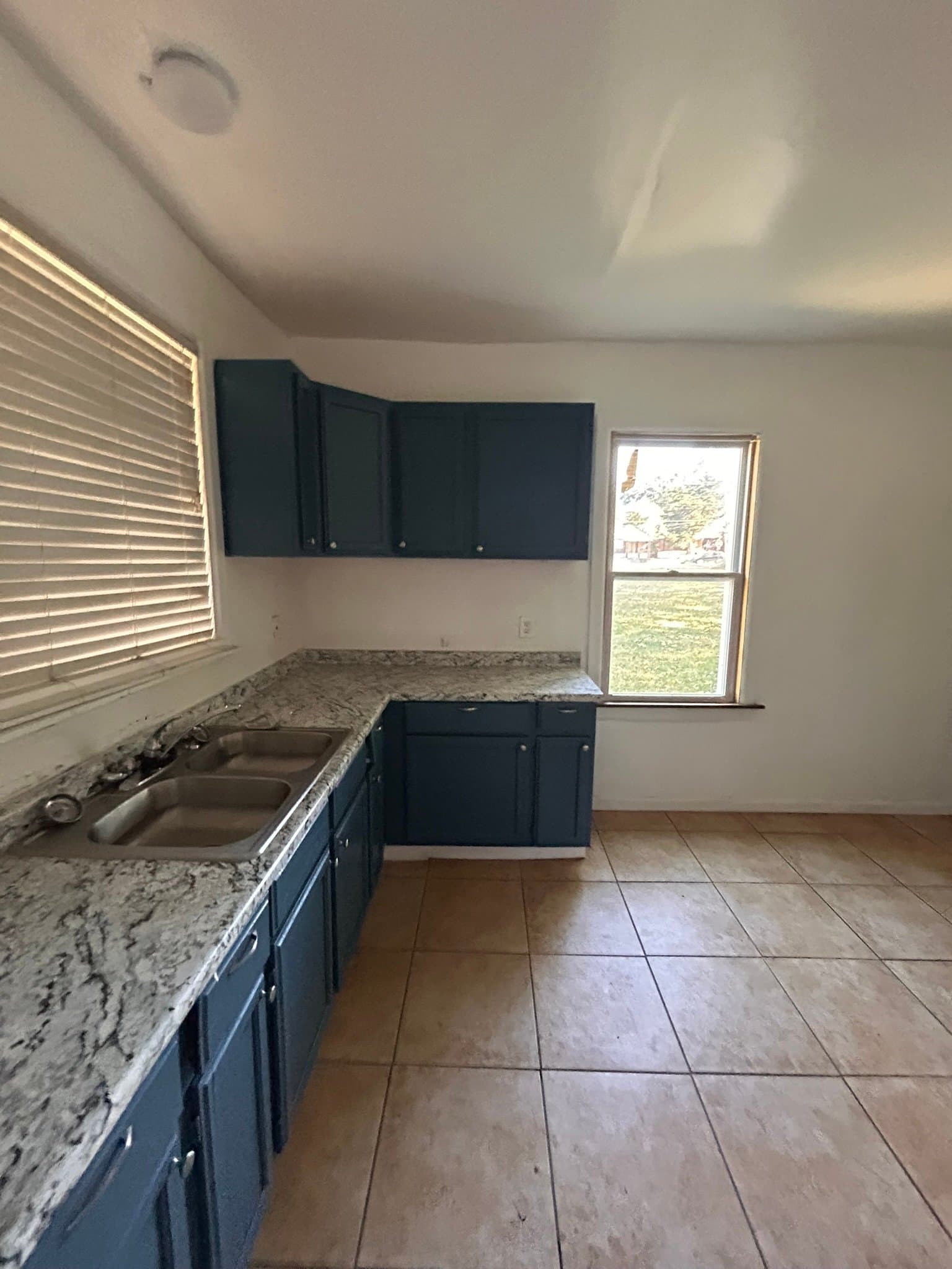 St.Louis House: 6211 Reichmann Ave