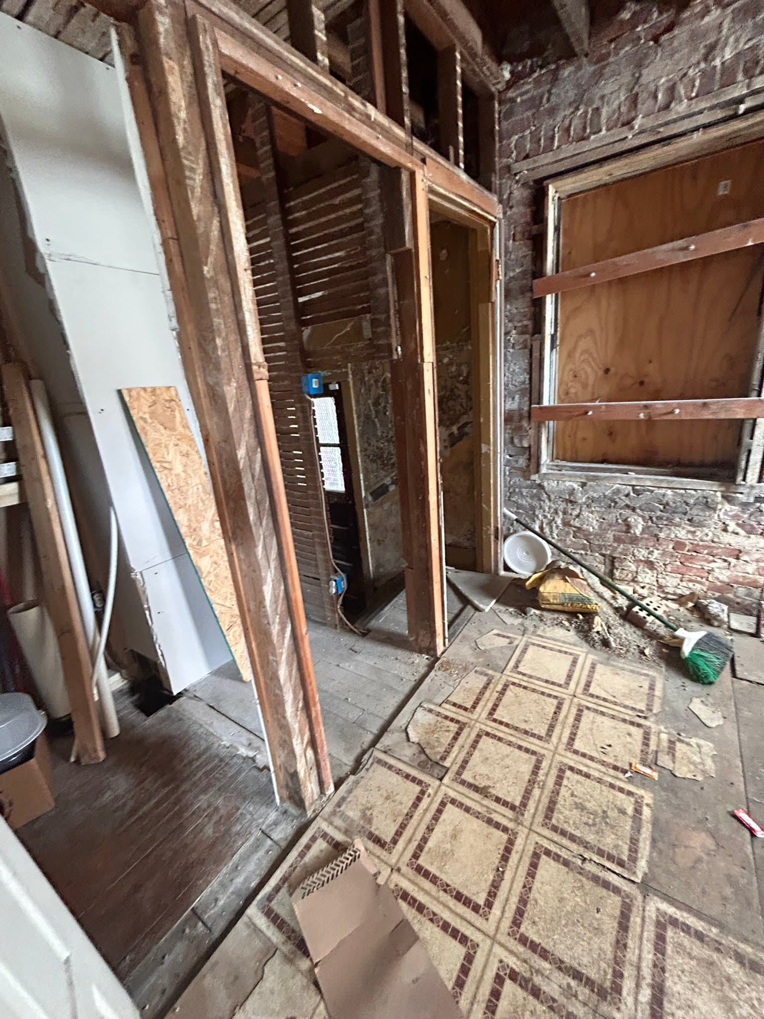 Saint Louis House: 5152 Maffitt Ave