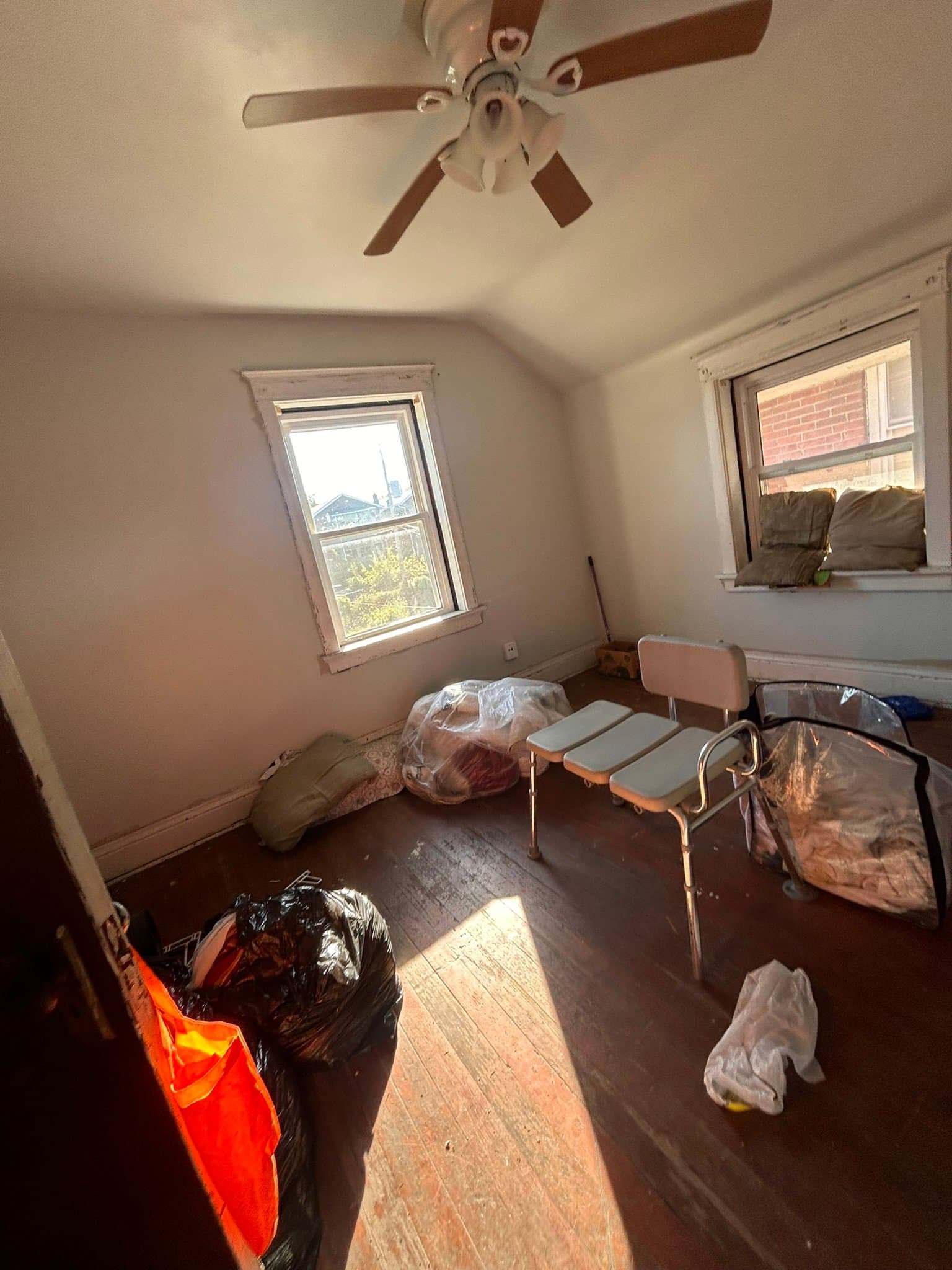 Saint Louis House: 5152 Maffitt Ave