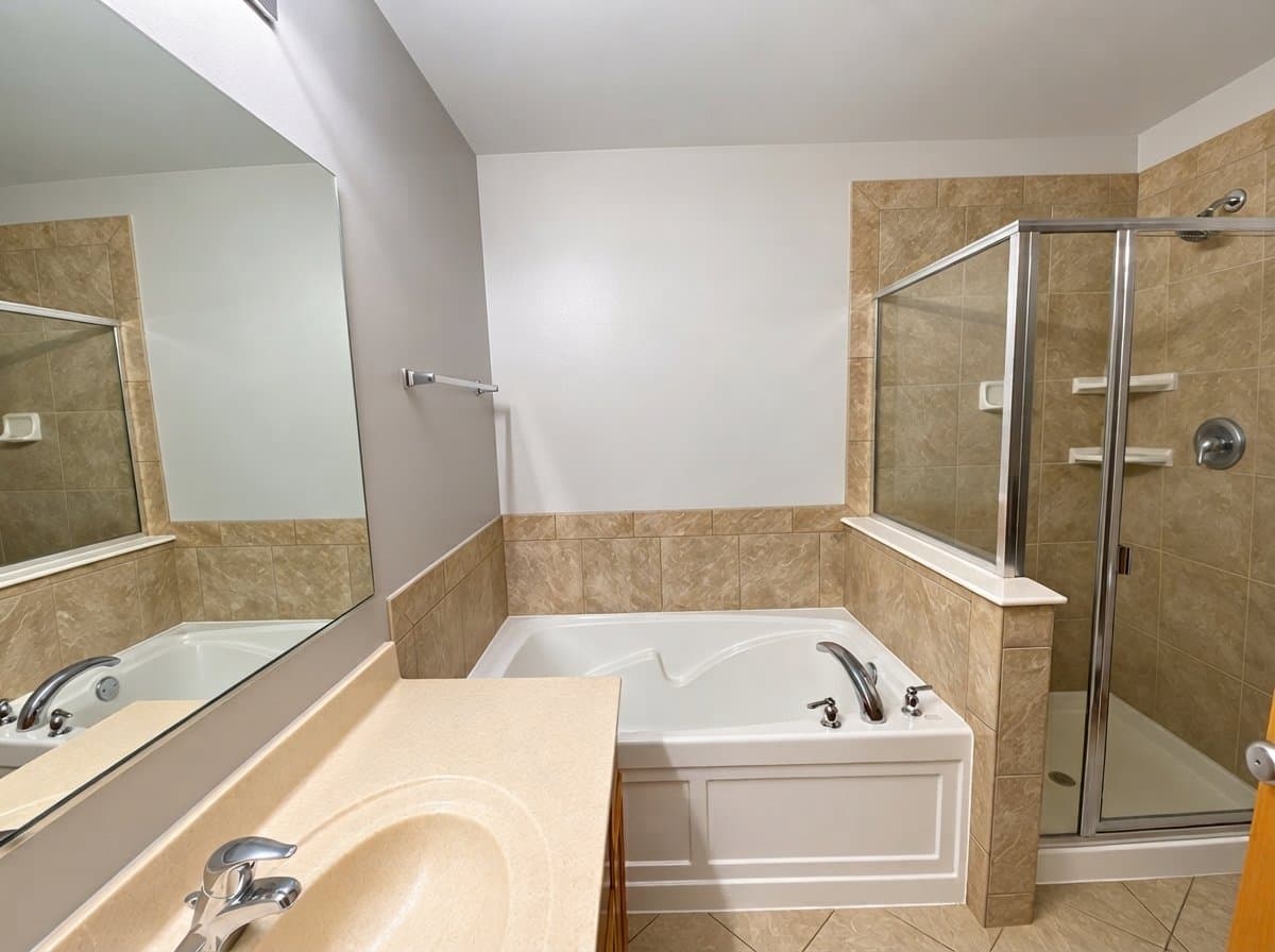 Lakemoor Townhome: 32457 N Rushmore Ave