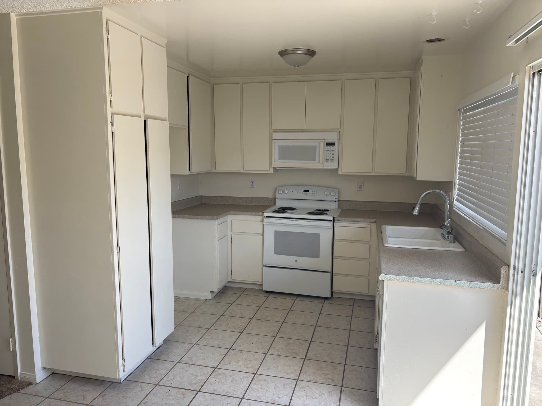 Stanton Townhome: 11071 Grant Way
