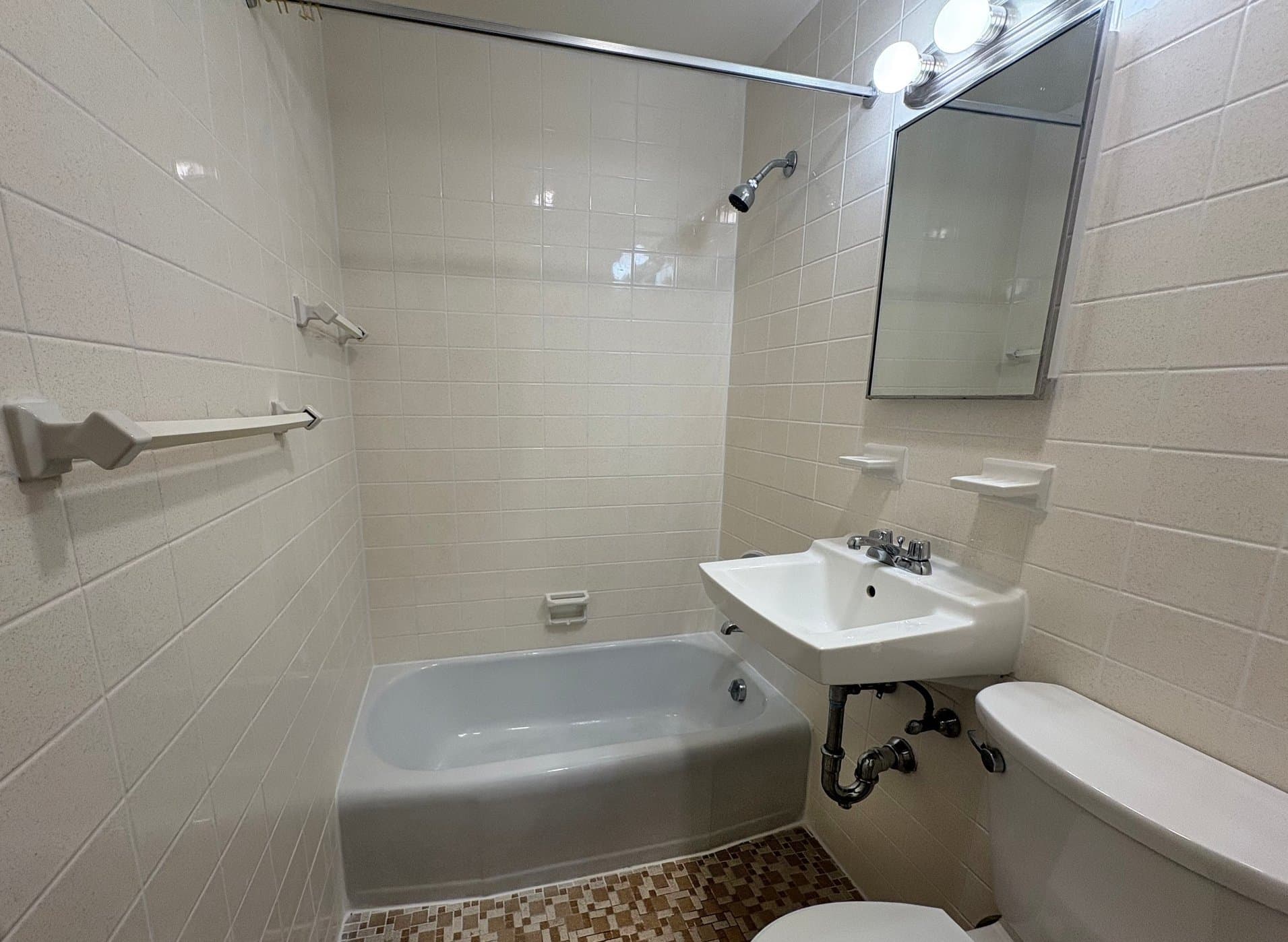 Boston Apartment: 1315 Commonwealth Ave