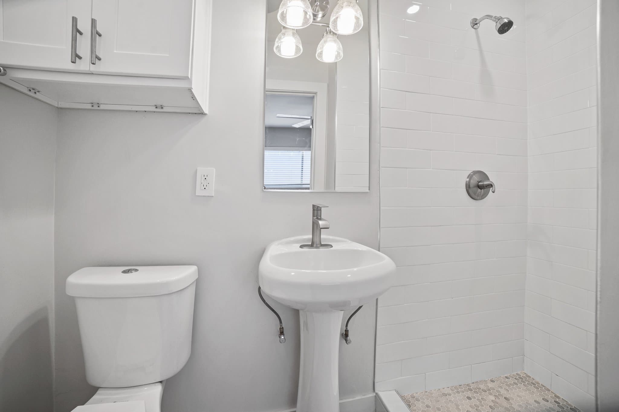 Los Angeles Apartment: 10203 Tabor St. Los Angeles, CA 90034