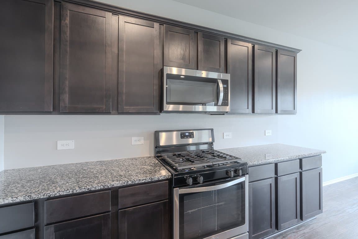 New Caney House: 18518 England Mill Dr