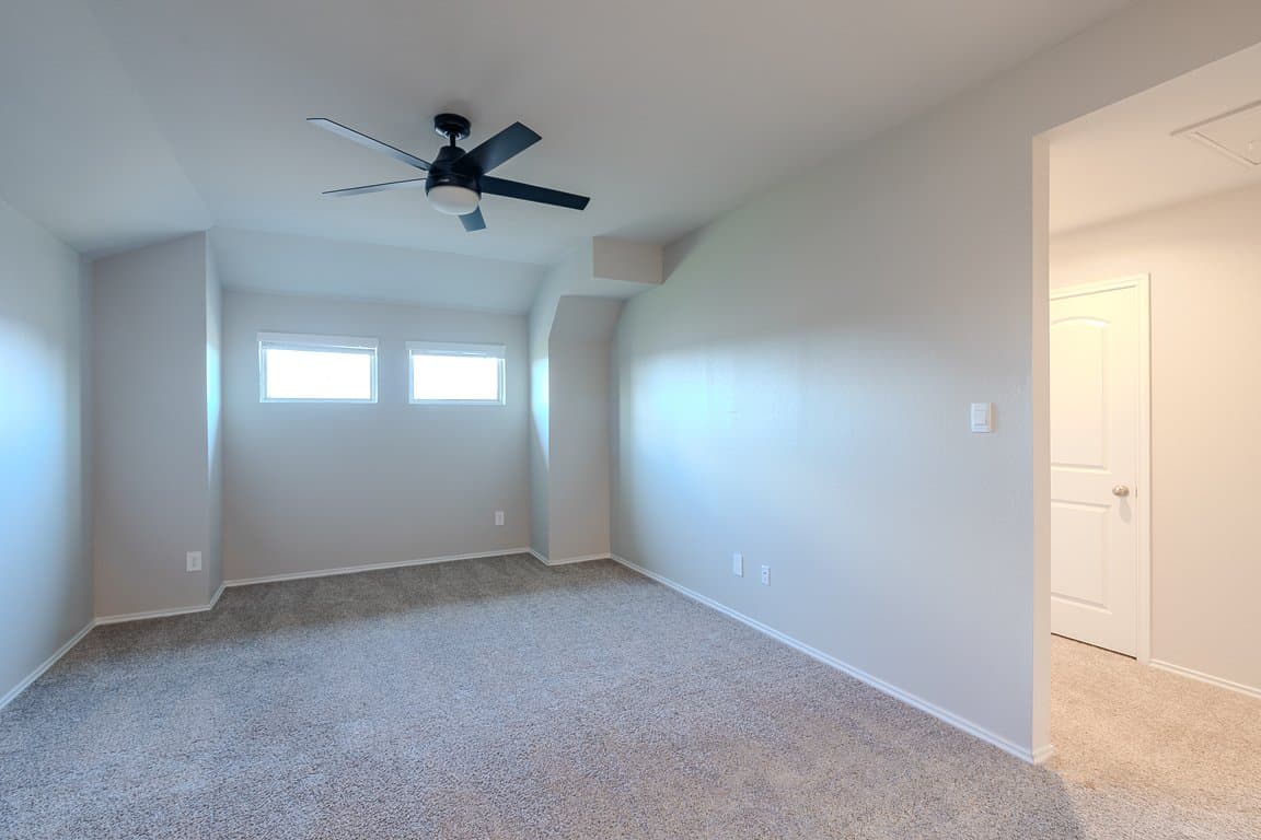 New Caney House: 18518 England Mill Dr