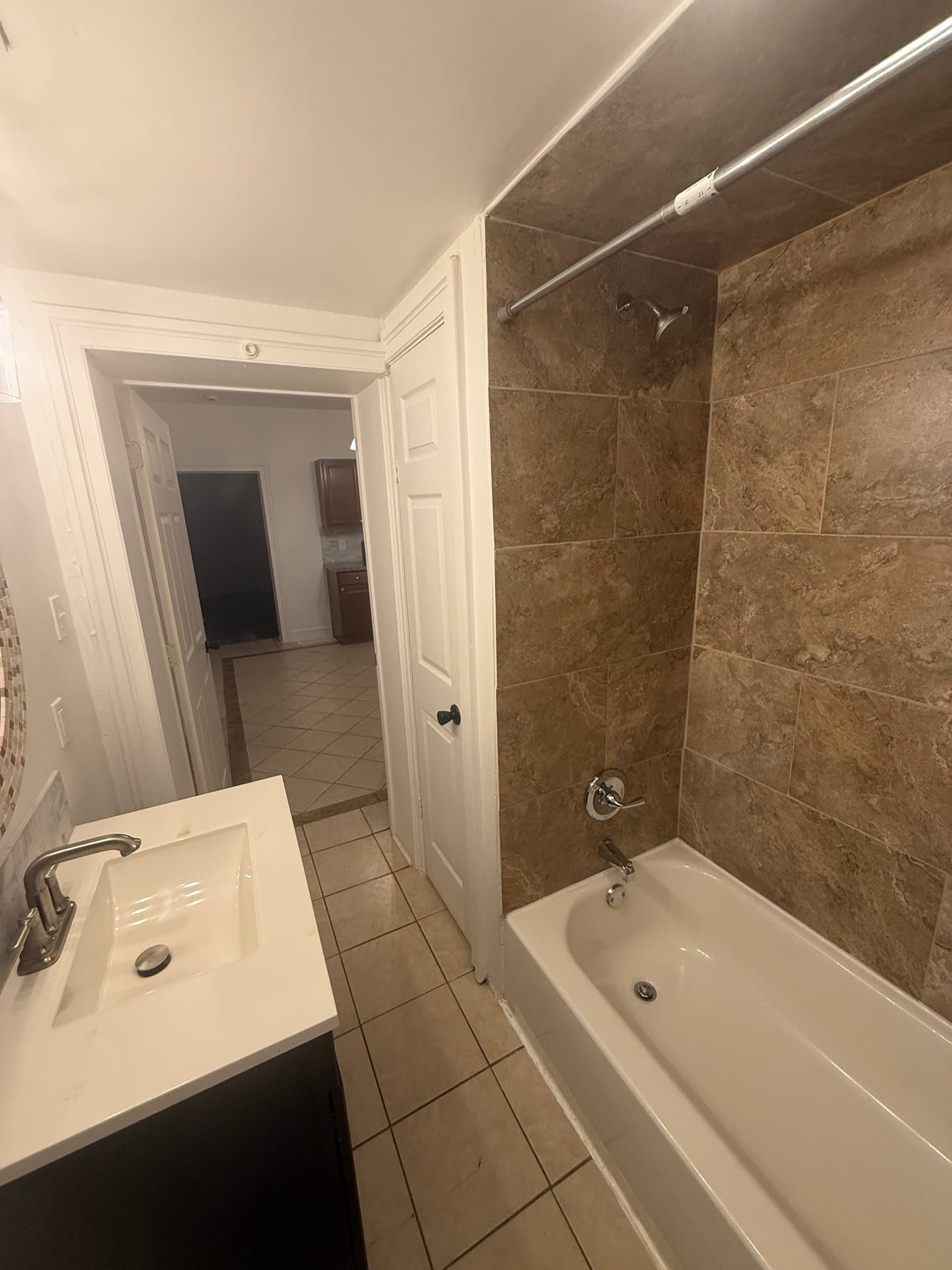 Belleville House: 213 N 13th st