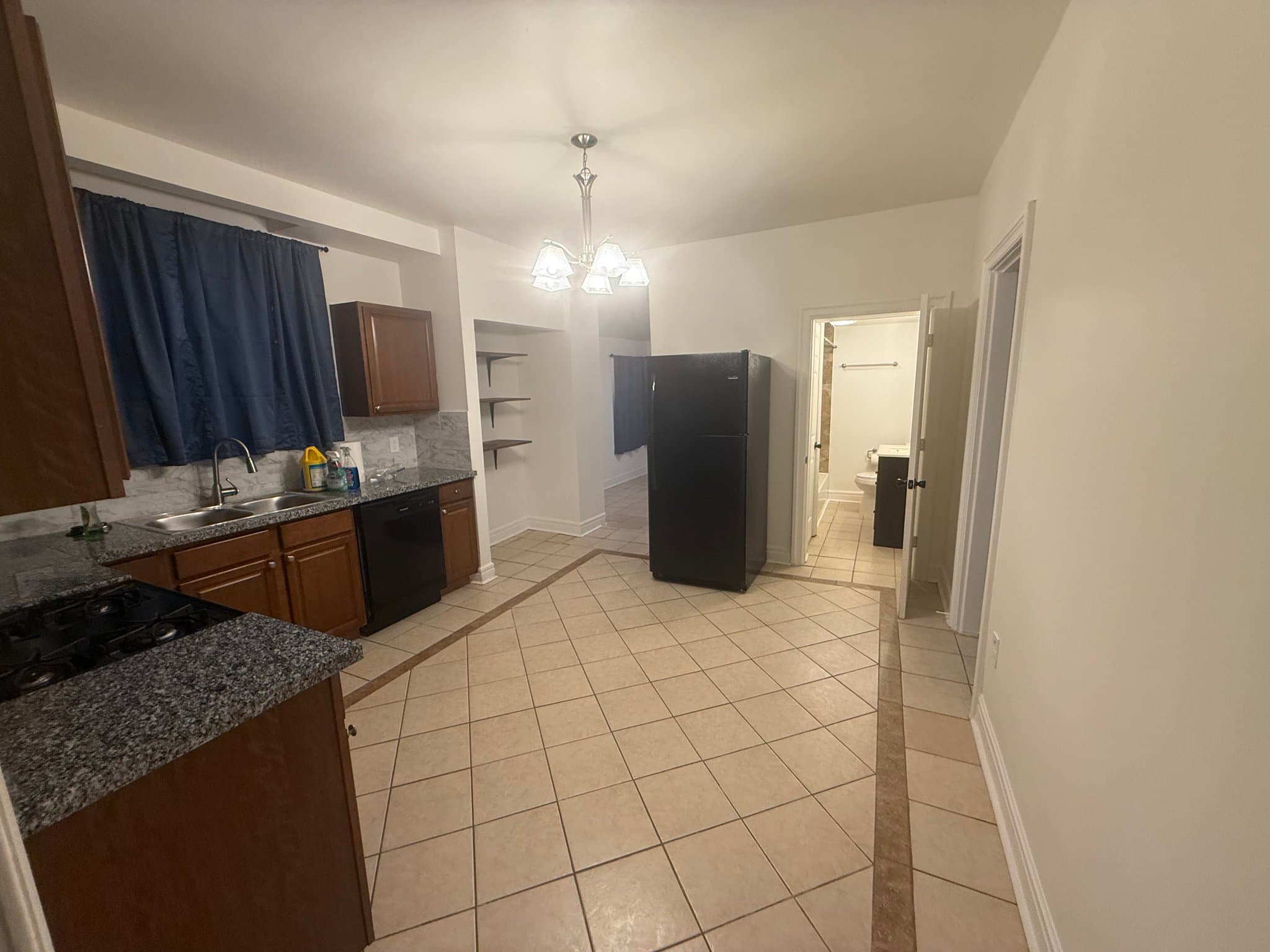 Belleville House: 213 N 13th st