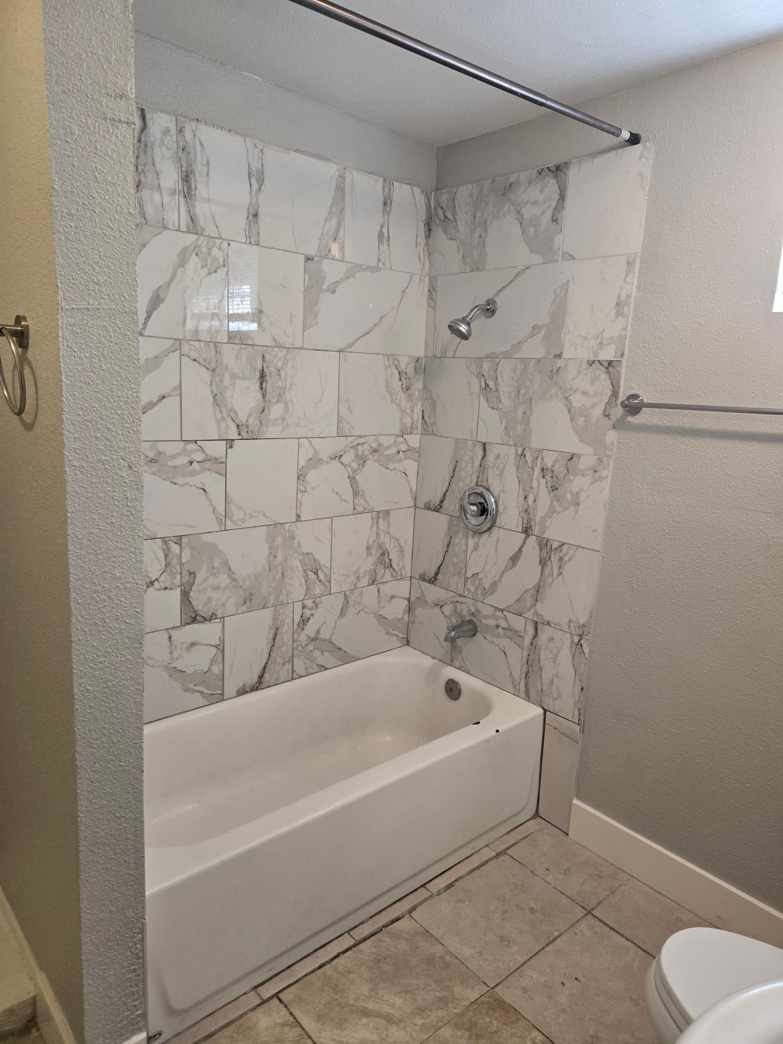 Stockton House: 639 S Hinkley Ave
