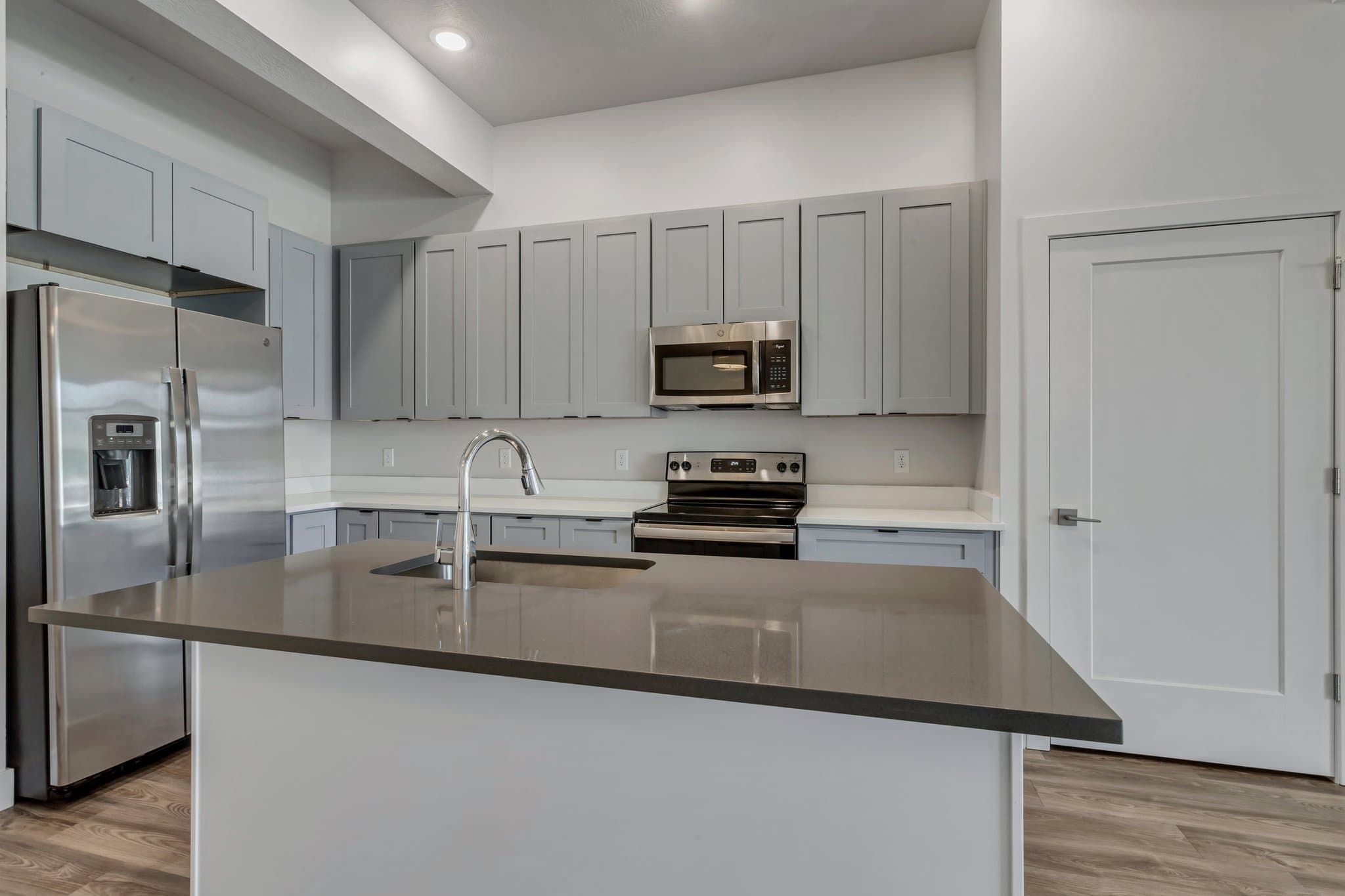 Salt lake city Apartment: 606 W north temple