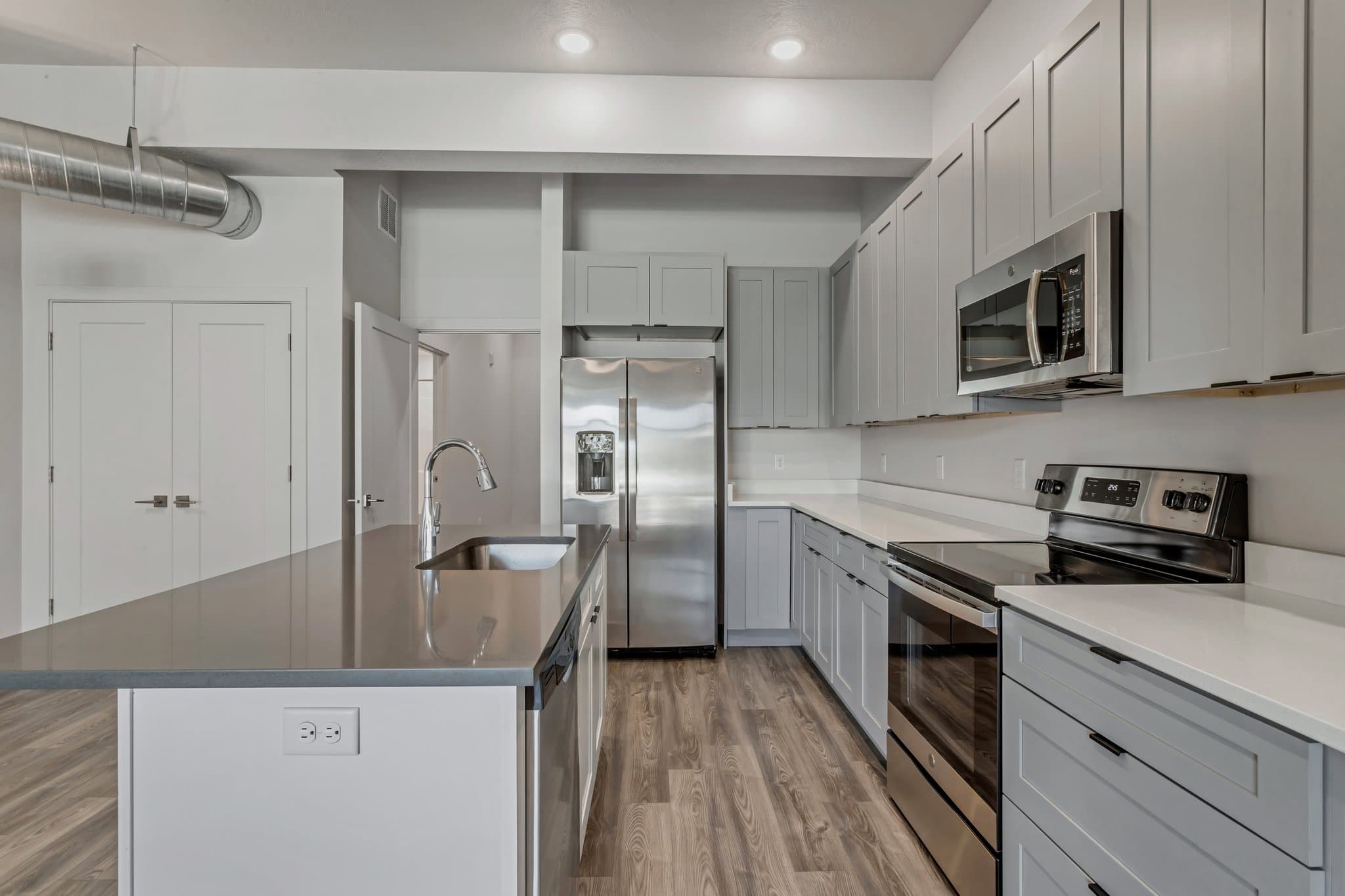 Salt lake city Apartment: 606 W north temple