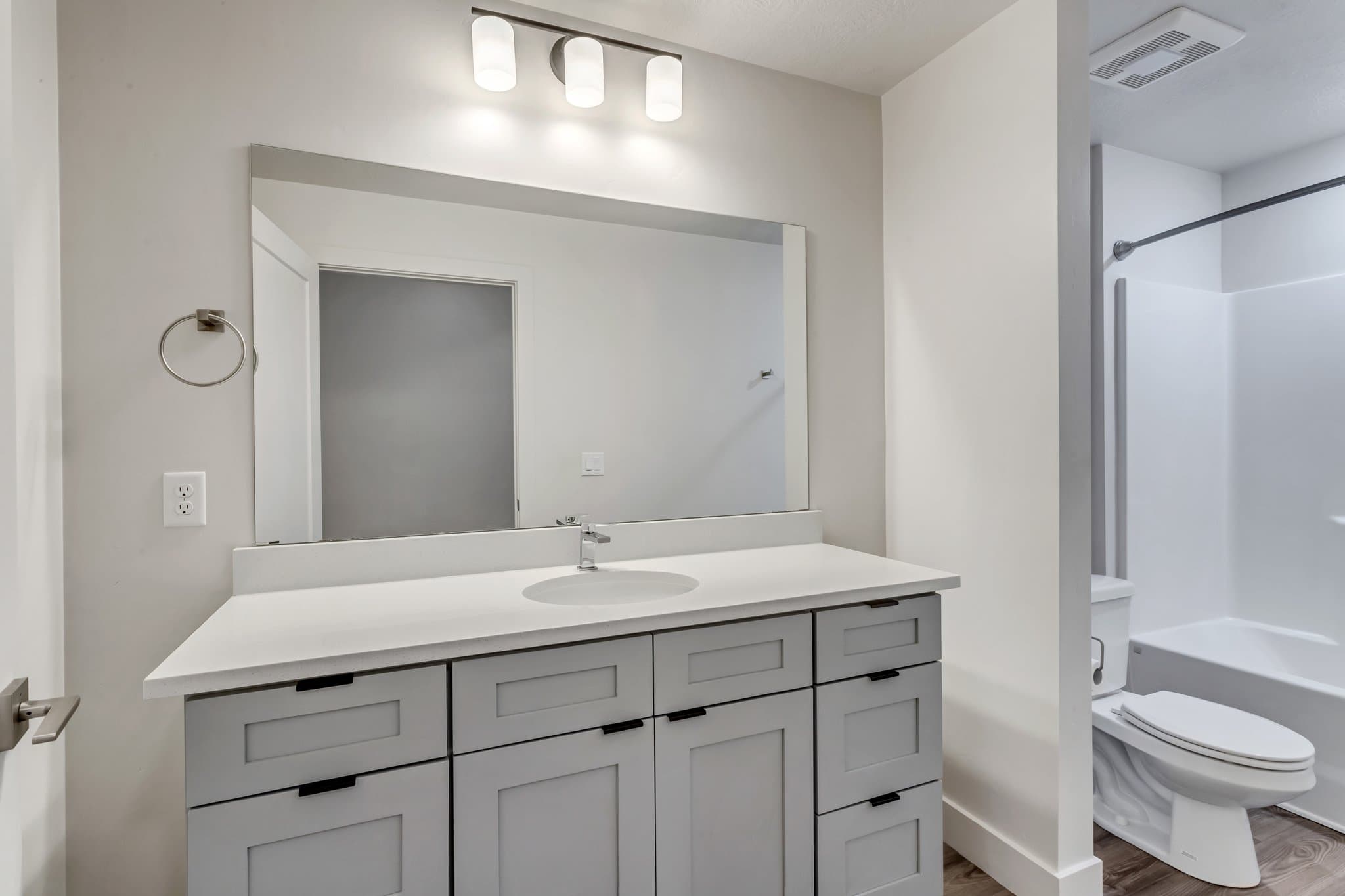 Salt lake city Apartment: 606 W north temple