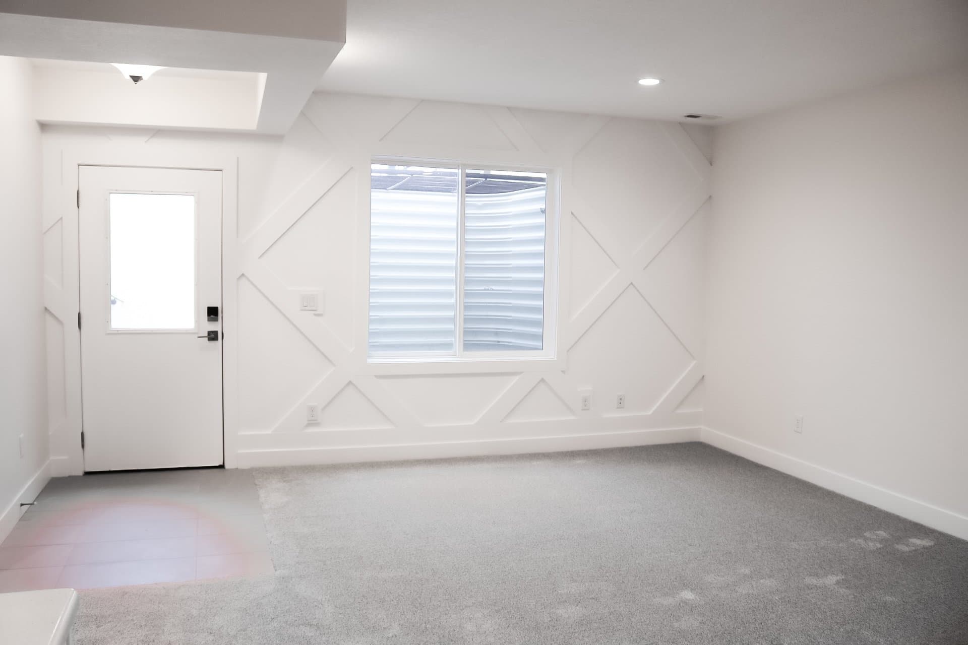 Alpine Apartment: 252 W Conrad Ct
