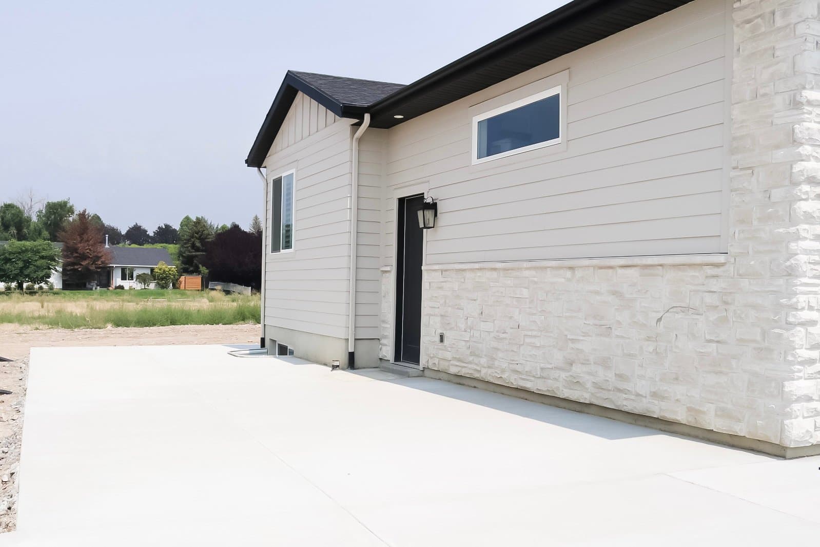 Alpine Apartment: 252 W Conrad Ct